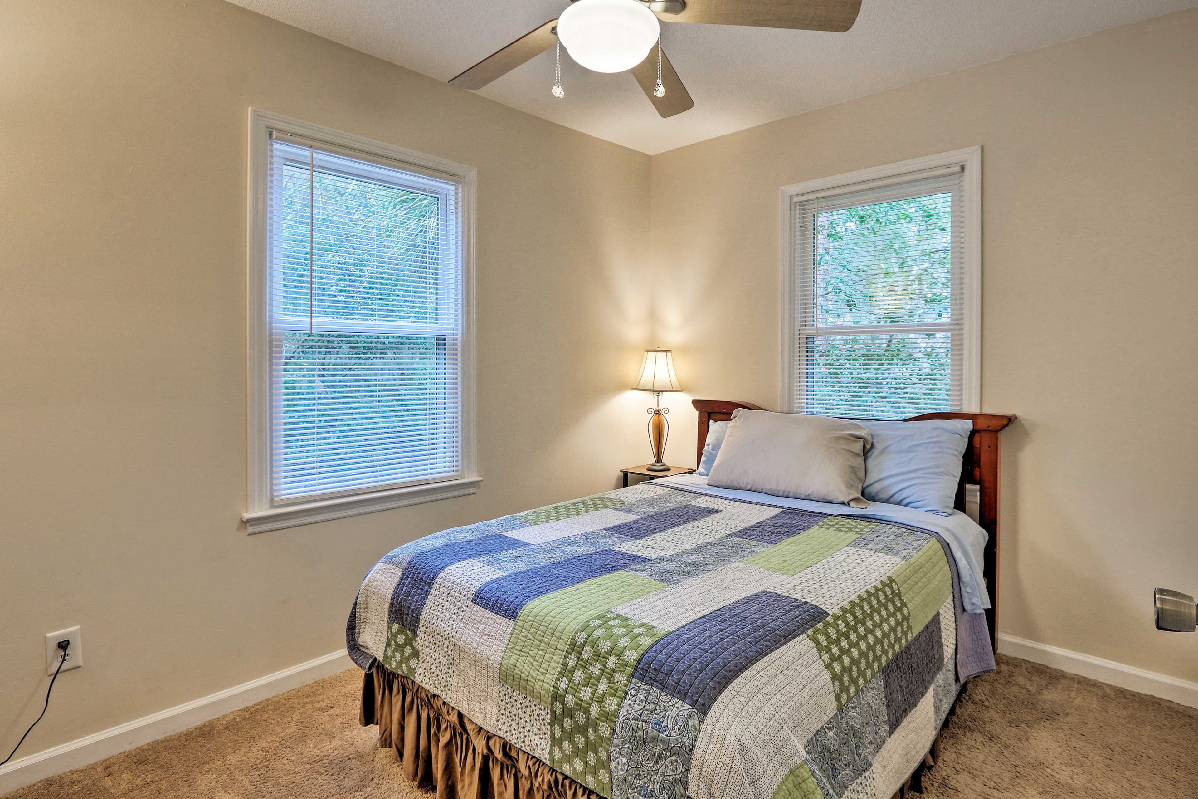 Bedroom 2 | 2nd Floor | Queen Bed
