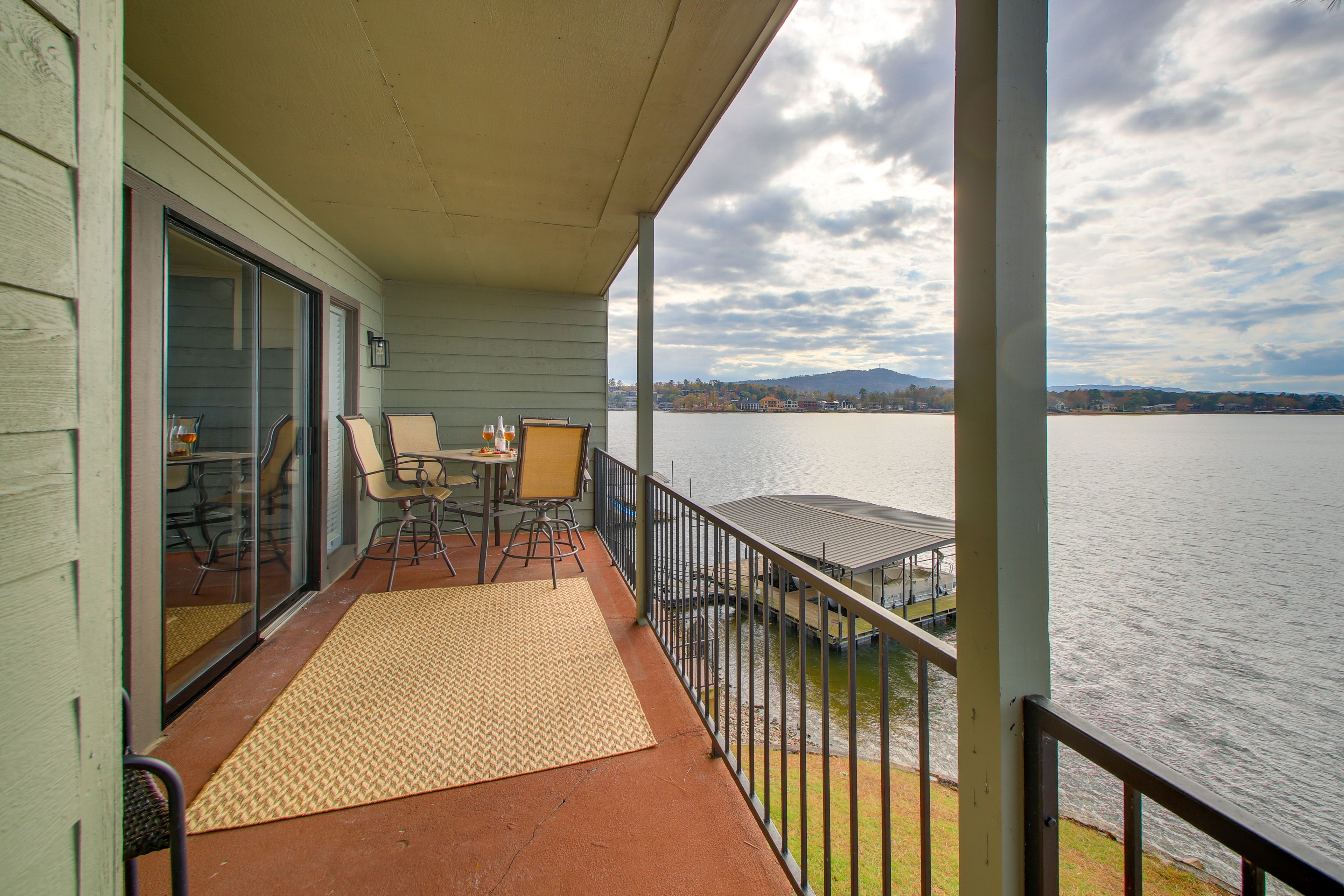 Hot Springs Vacation Rental | 2BR | 2BA | 1100 Sq Ft | Step Free Access