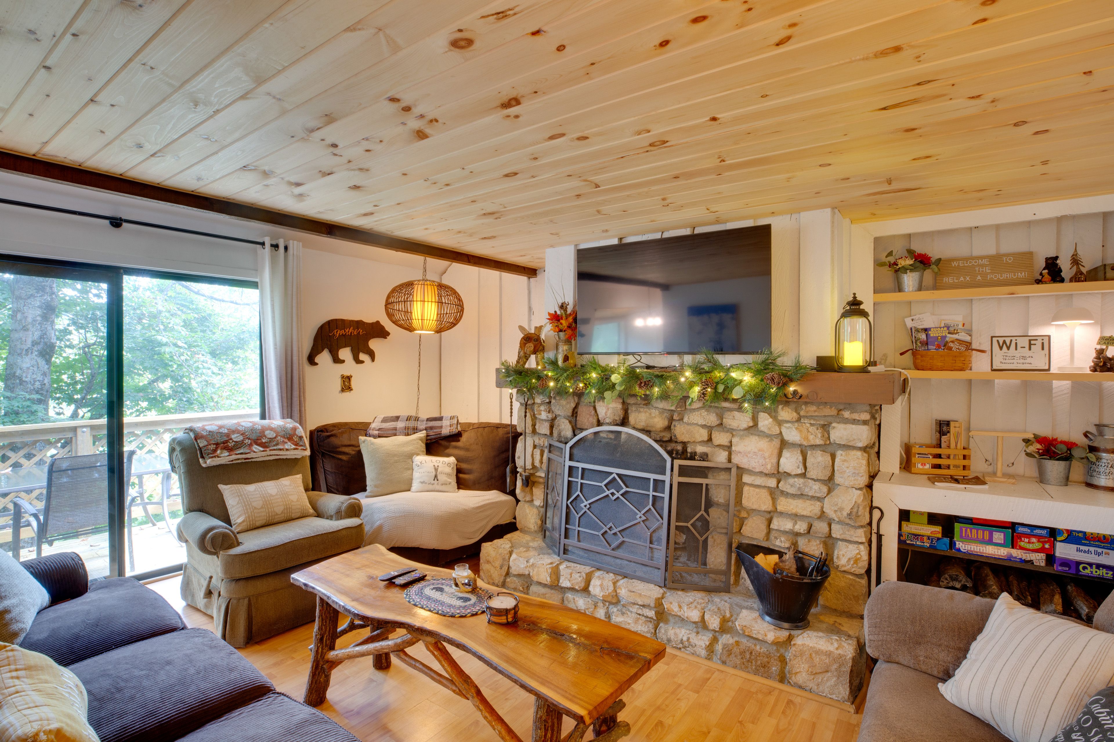 Sugar Mountain Vacation Rental | 3BR | 2BA | 1,200 Sq Ft | Stairs Required
