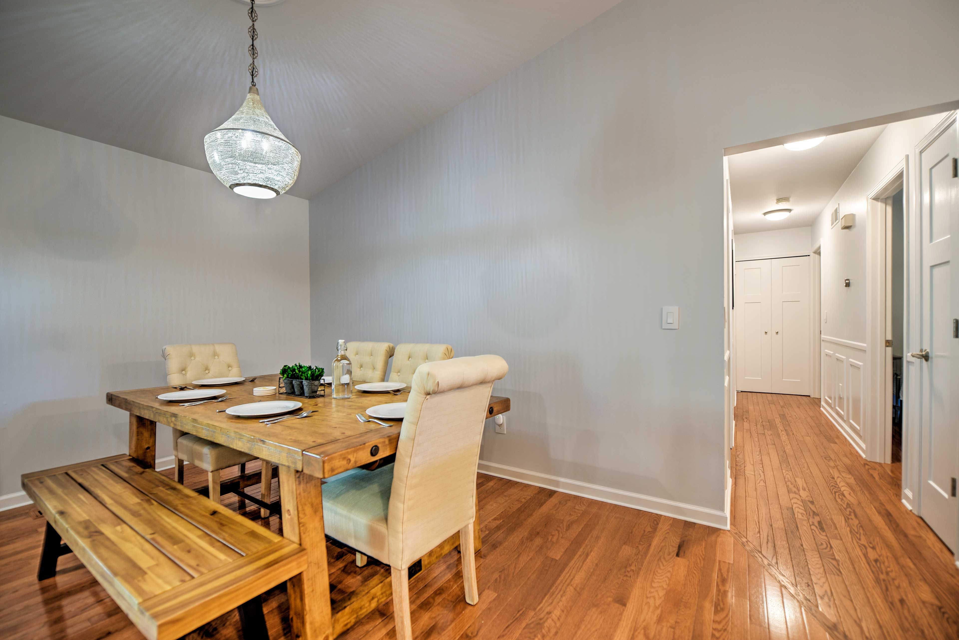 Dining Space | Dishware/Flatware