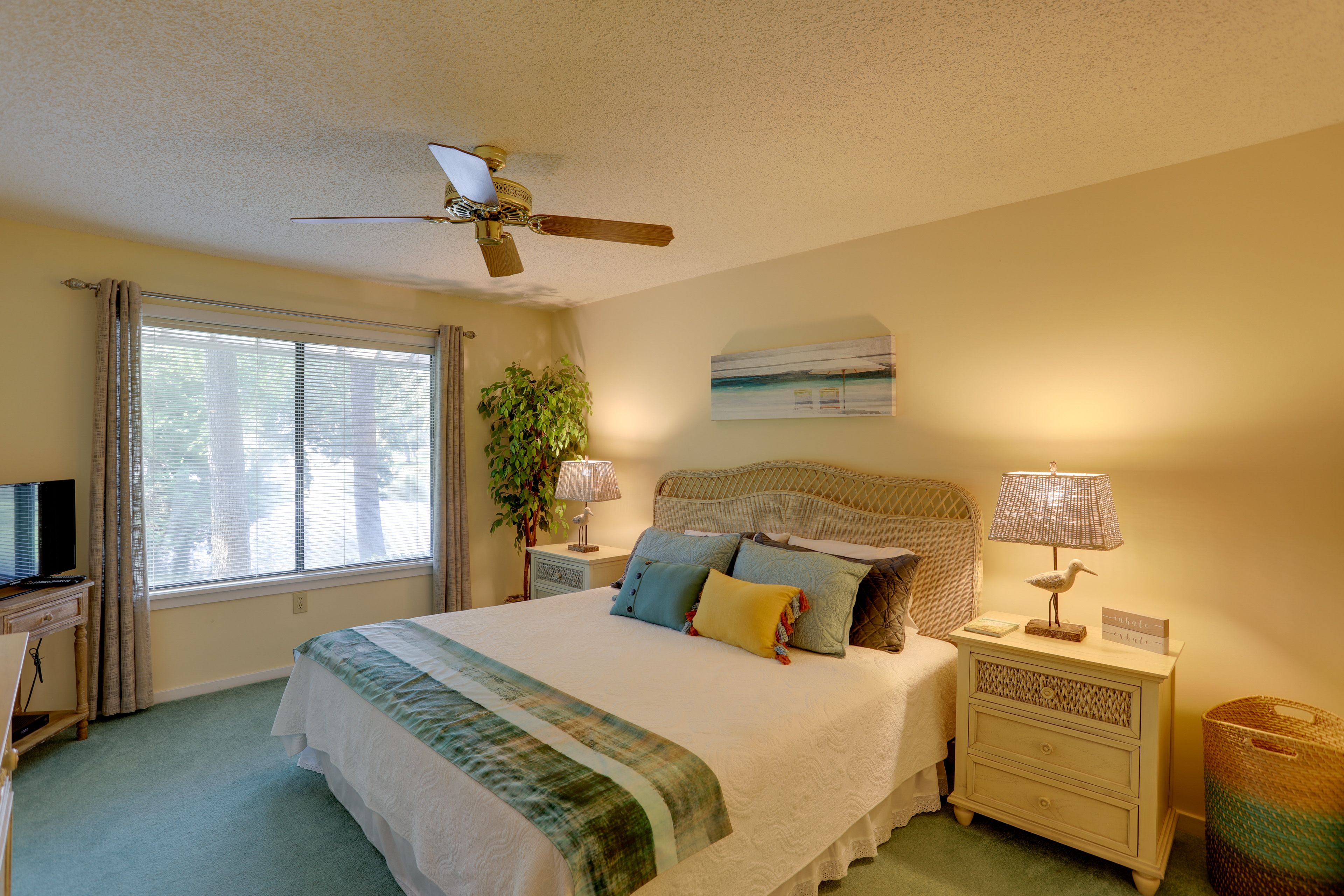 Bedroom 1 | King Bed | Cable TV | Patio Access