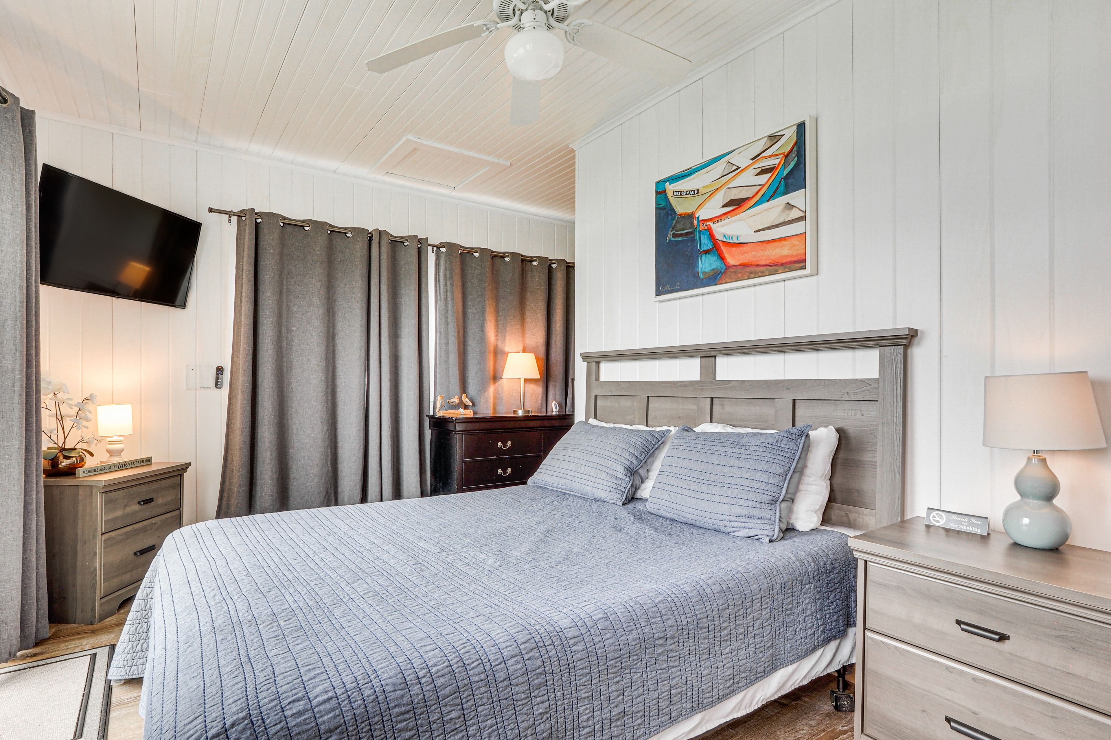 Bedroom 4 (Guest House, Only Available May 1st-Oct 31st) | Full Bed