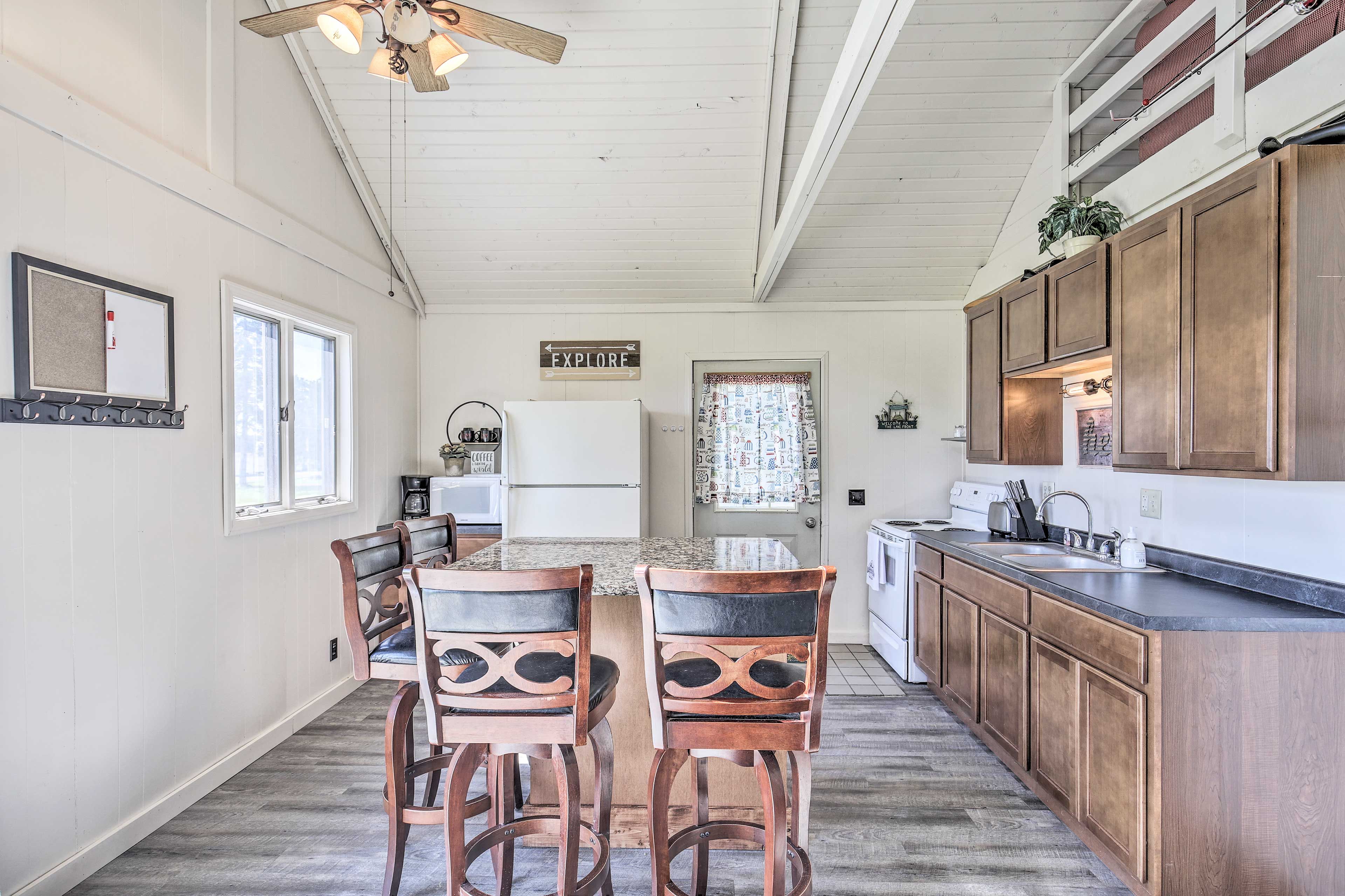 Kitchen | Dining