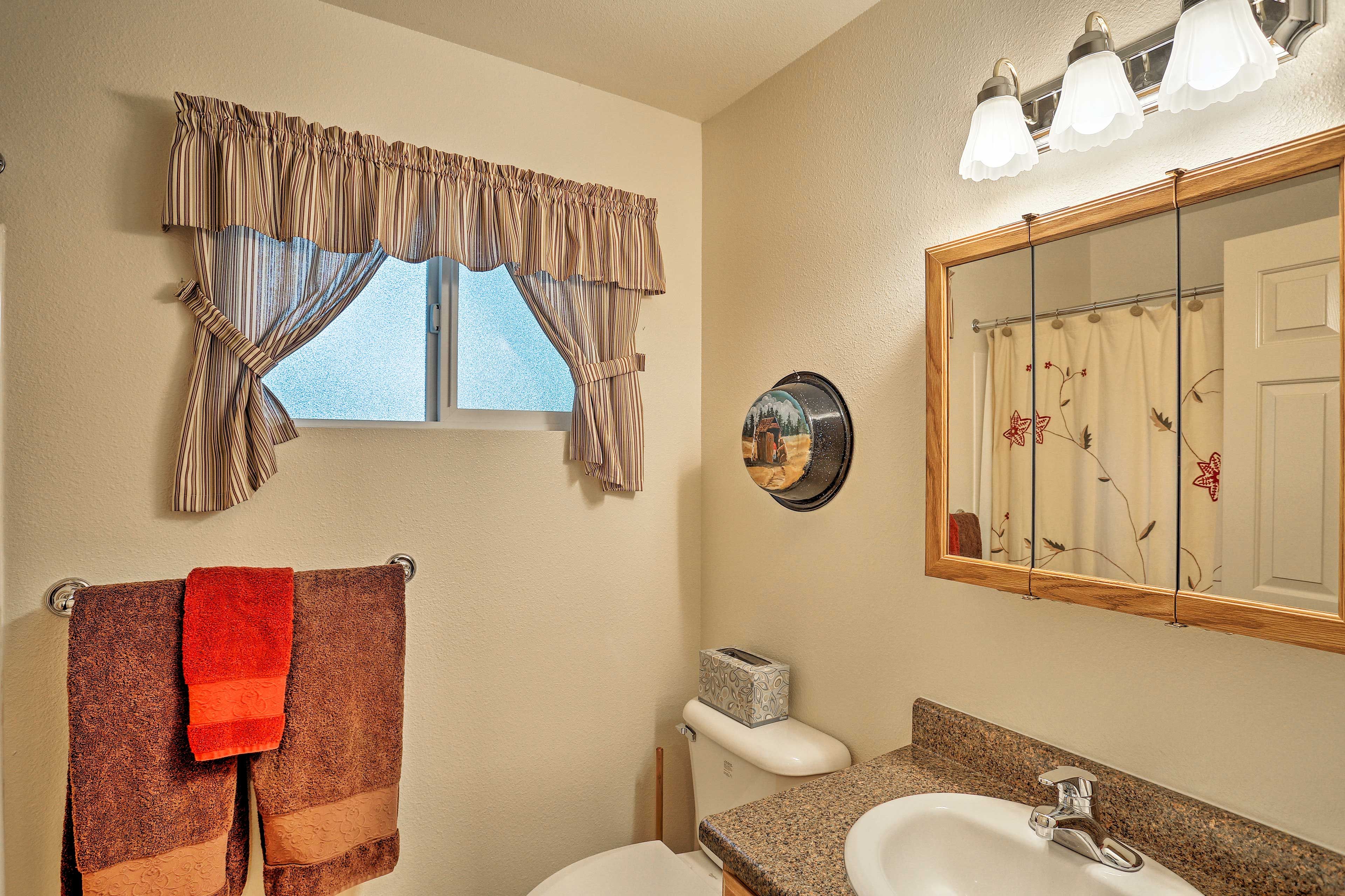 Full Bathroom
