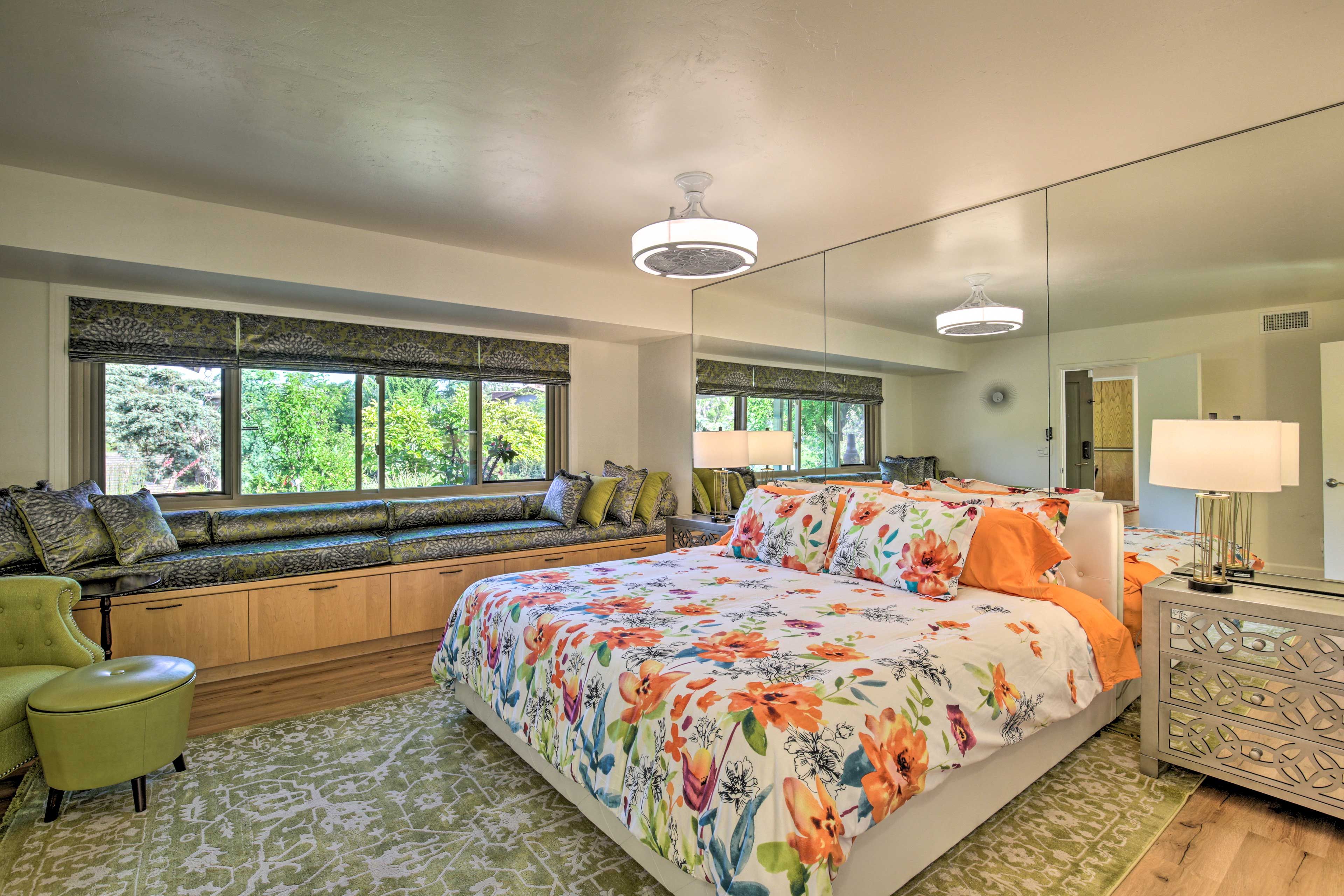 Bedroom 1 | California King Bed | En-Suite Bathroom