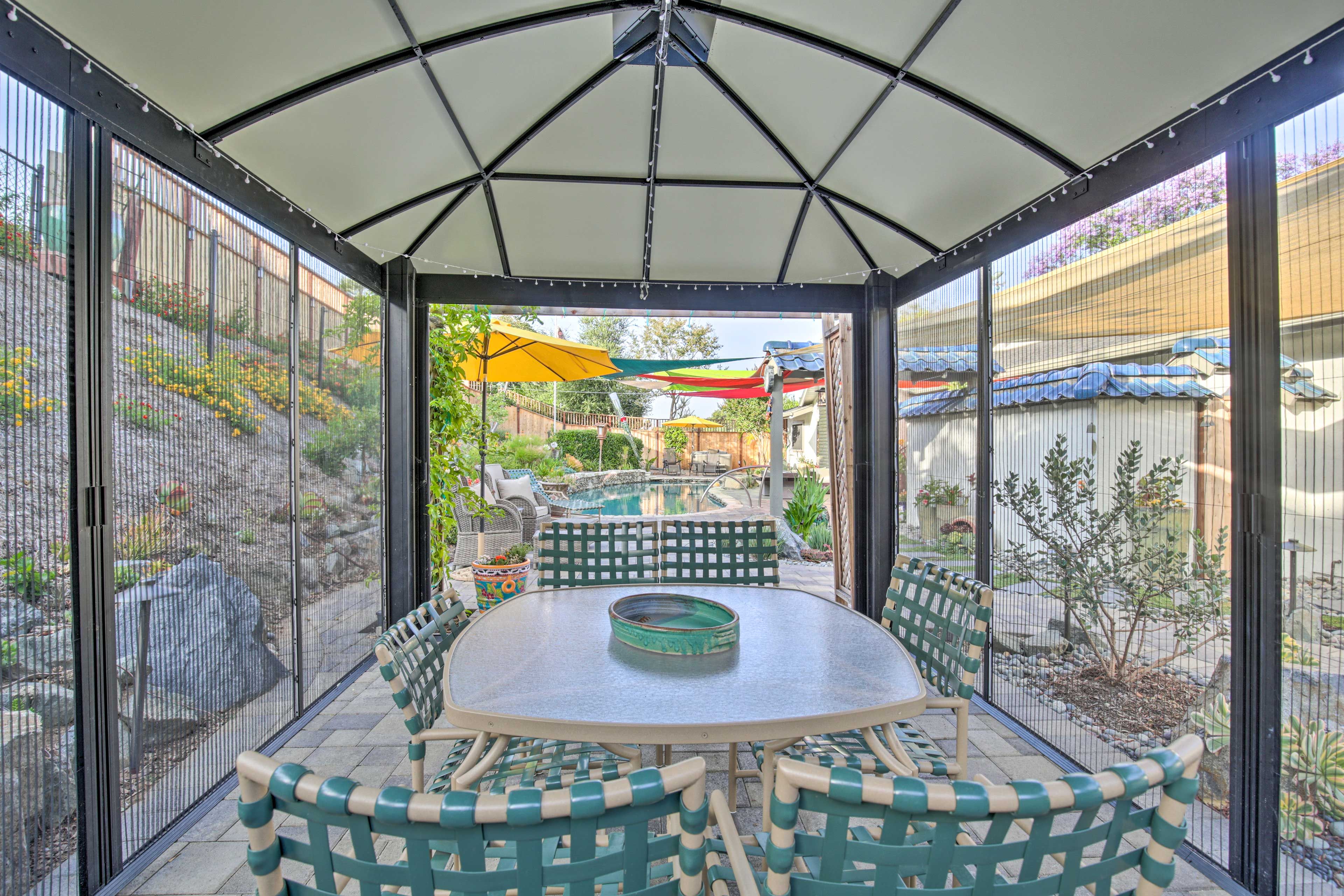 Pavilion | Outdoor Dining