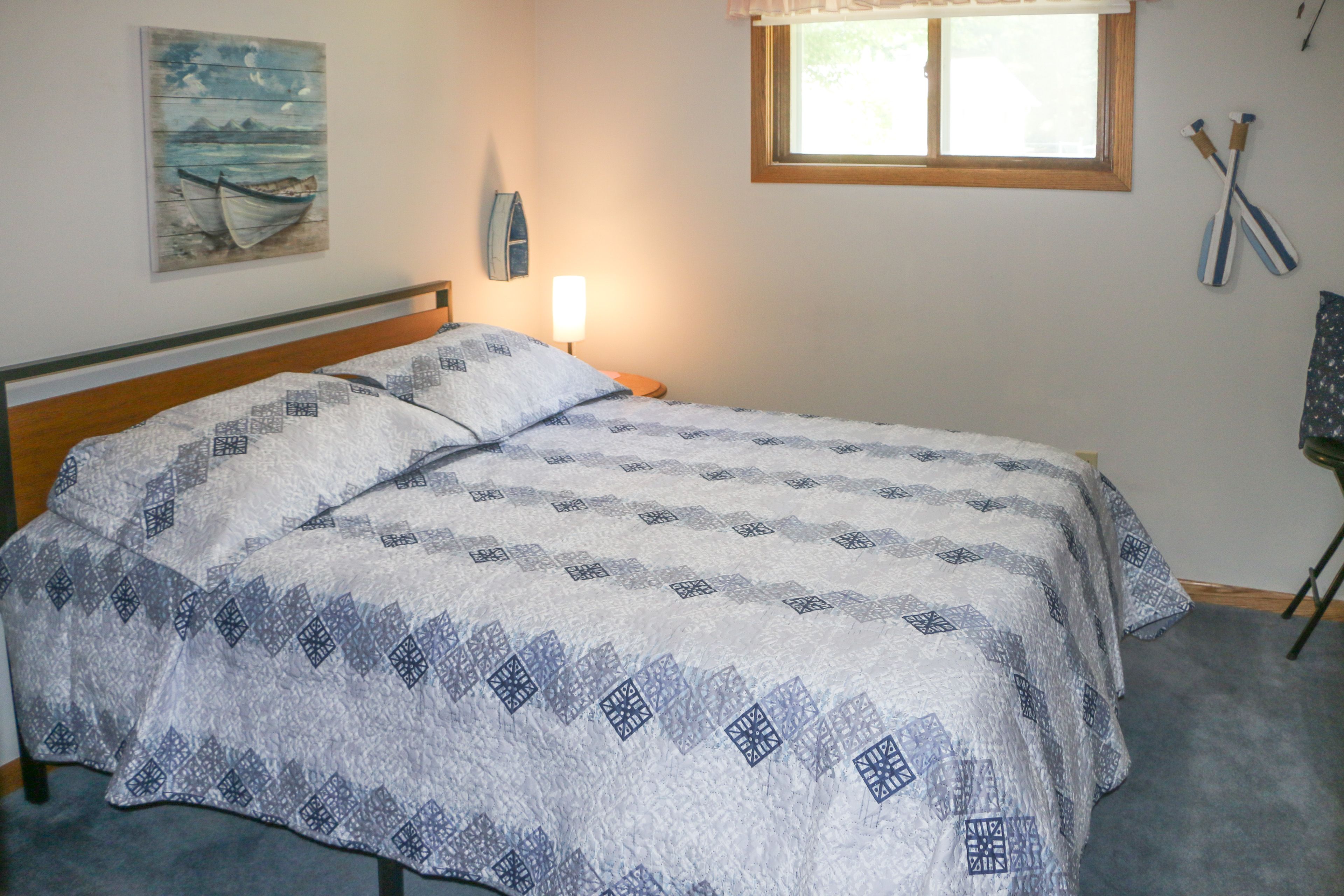 Bedroom 2 | Queen Bed