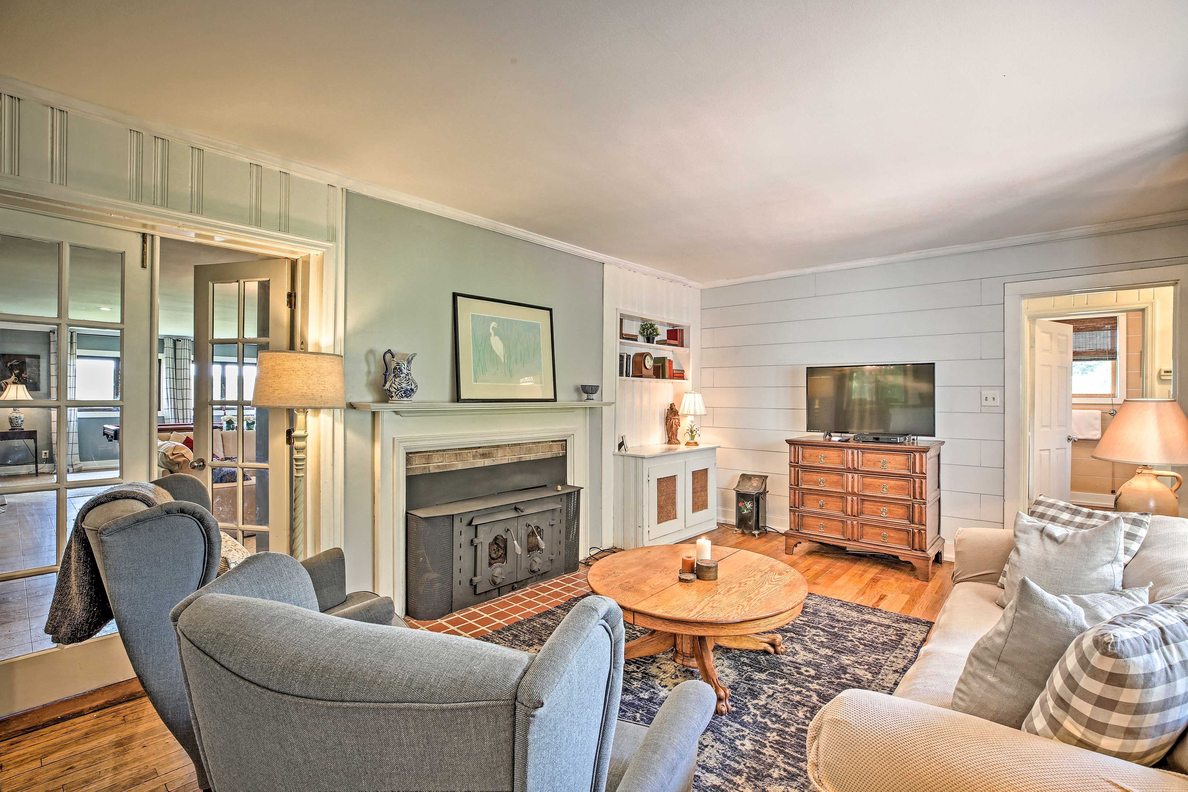 Family Room | Wood-Burning Stove