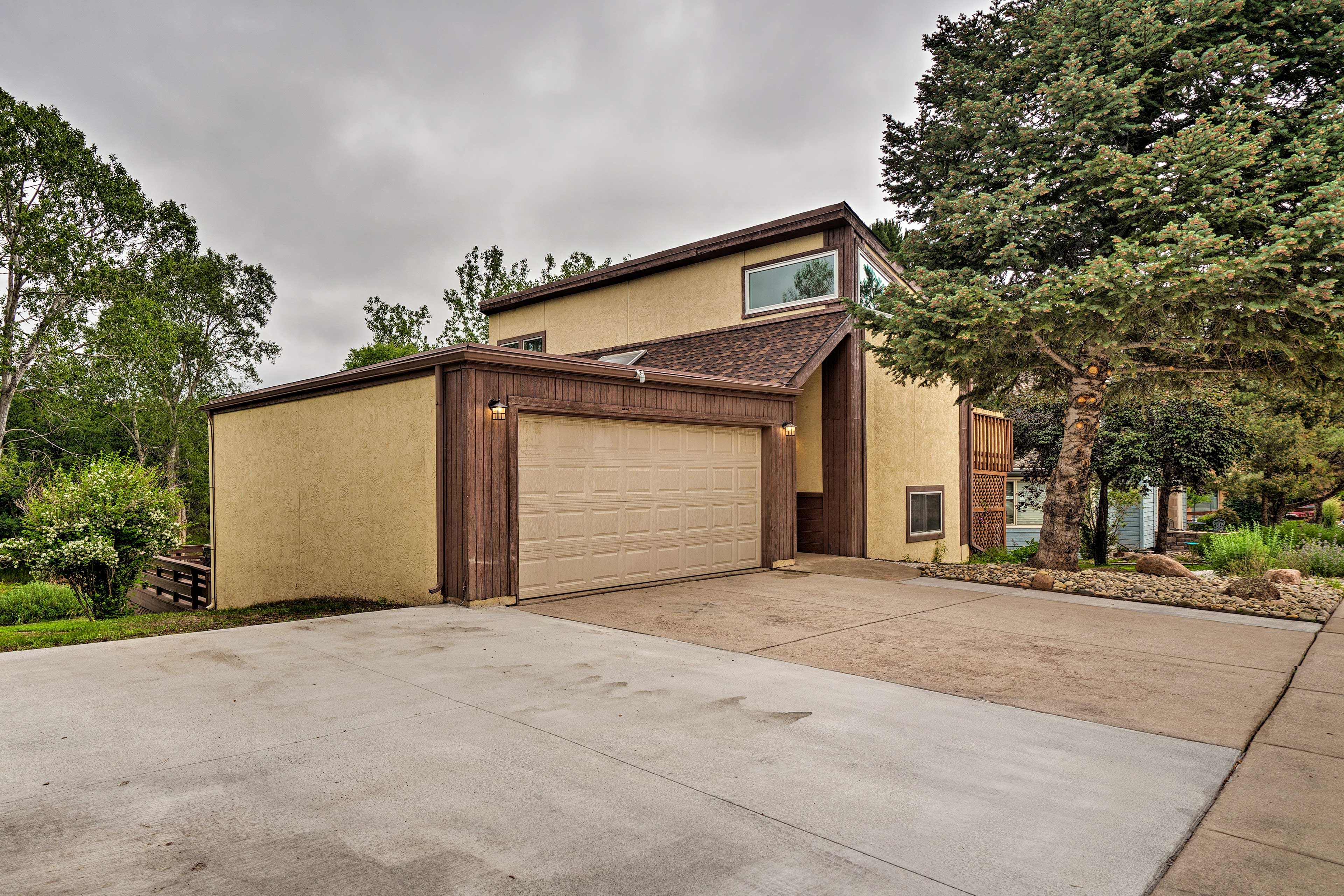 Driveway Parking (4 Vehicles)