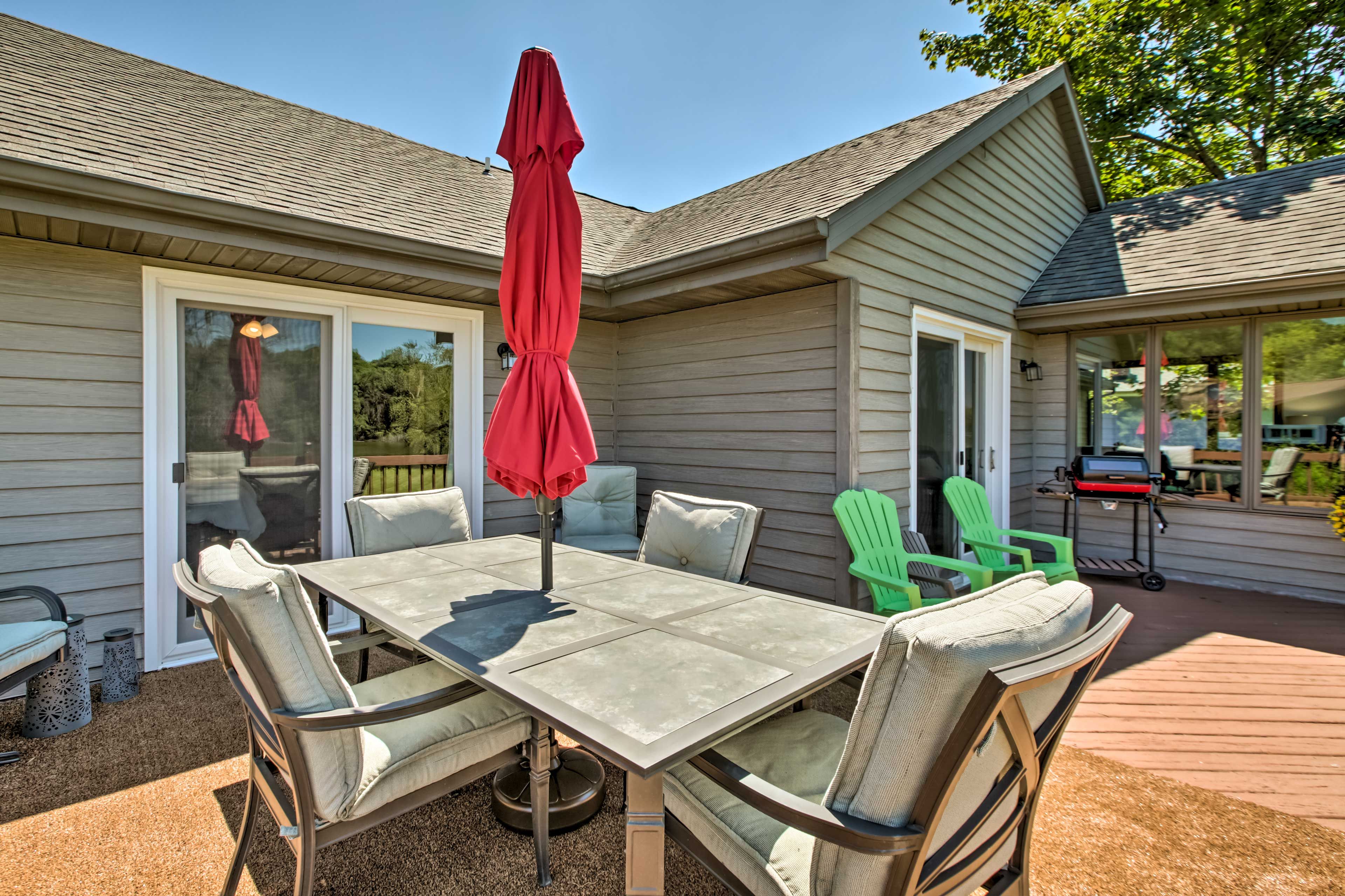 Furnished Deck | Grill | Outdoor Dining