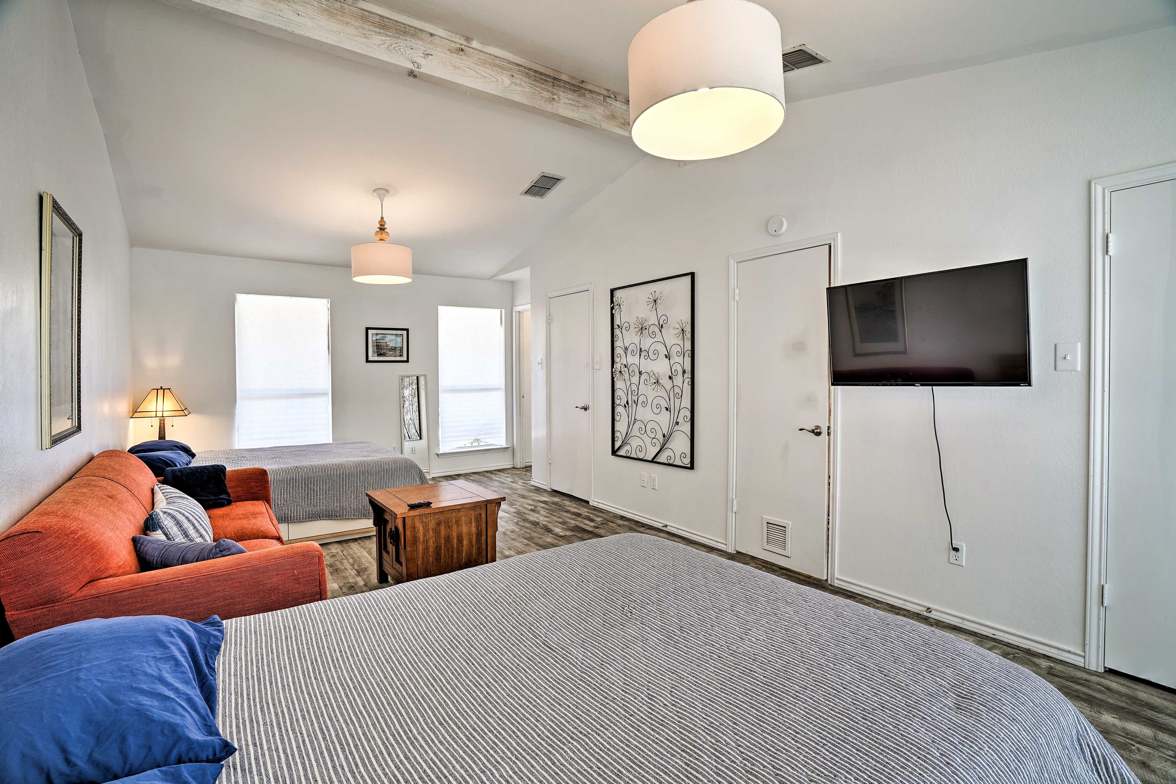 There are 2 comfortable queen beds in the spacious bedroom!