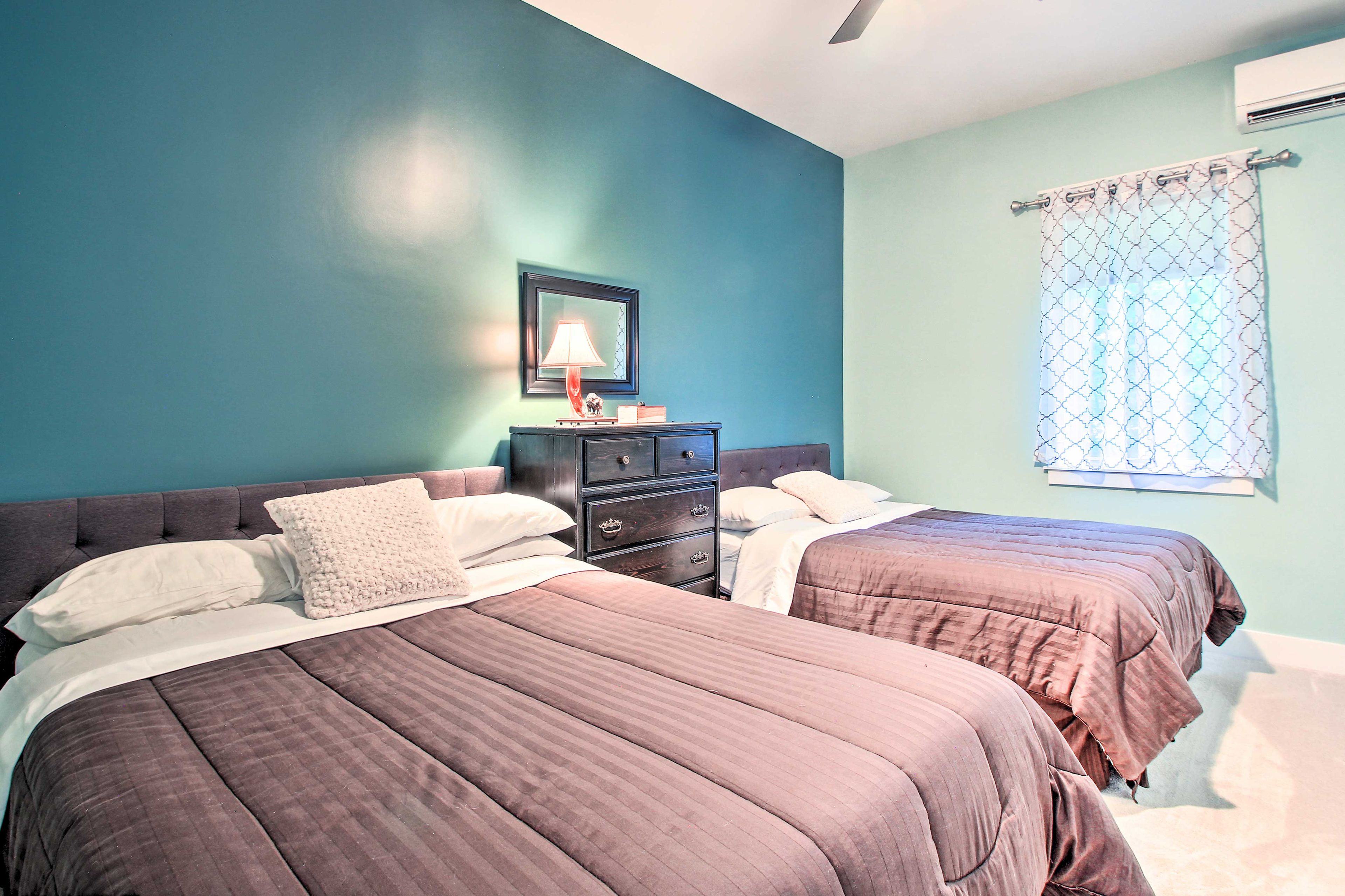 Bedroom 2 | 2 Queen Beds