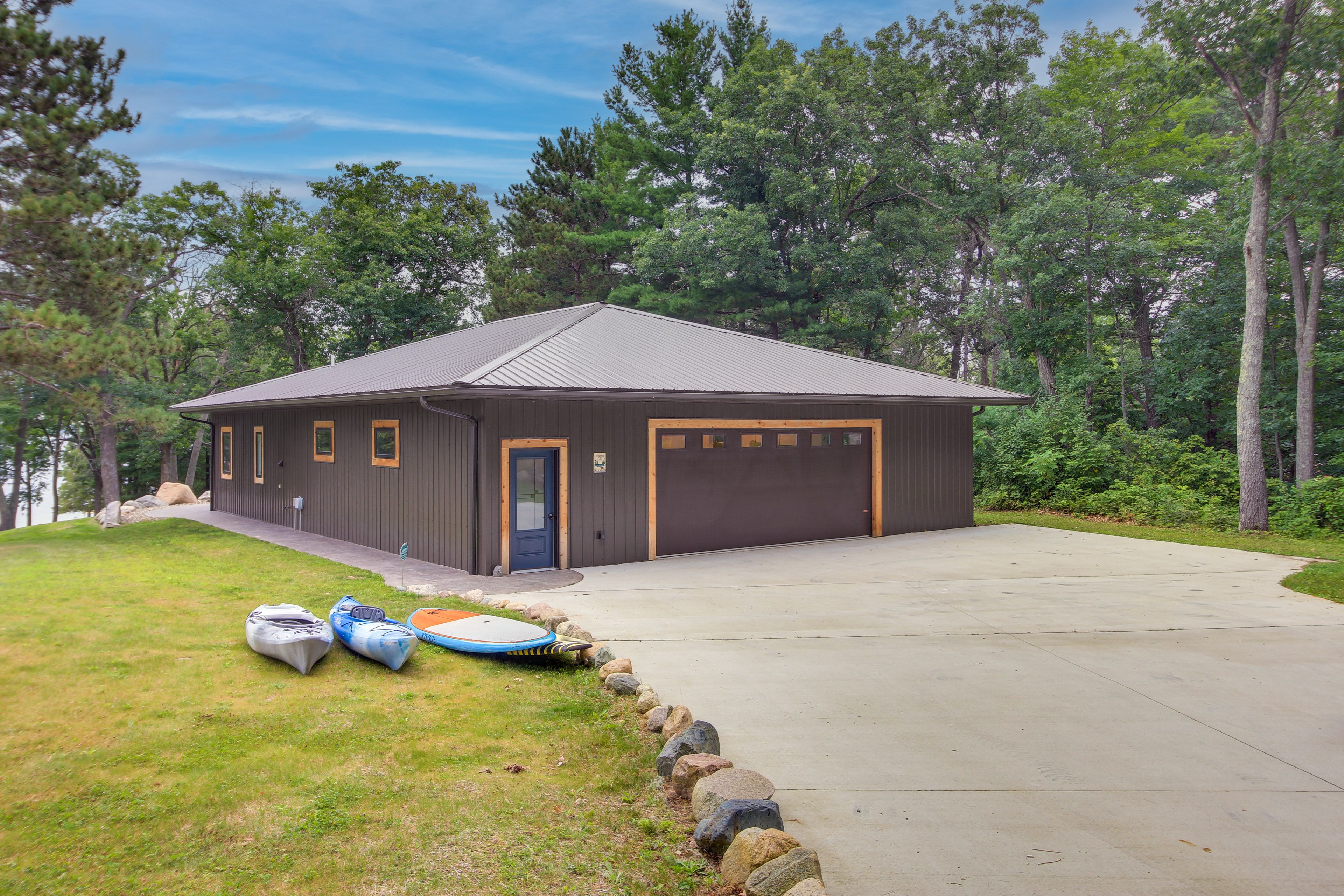 Parking | Garage (1 Vehicle) | Driveway (2 Vehicles)