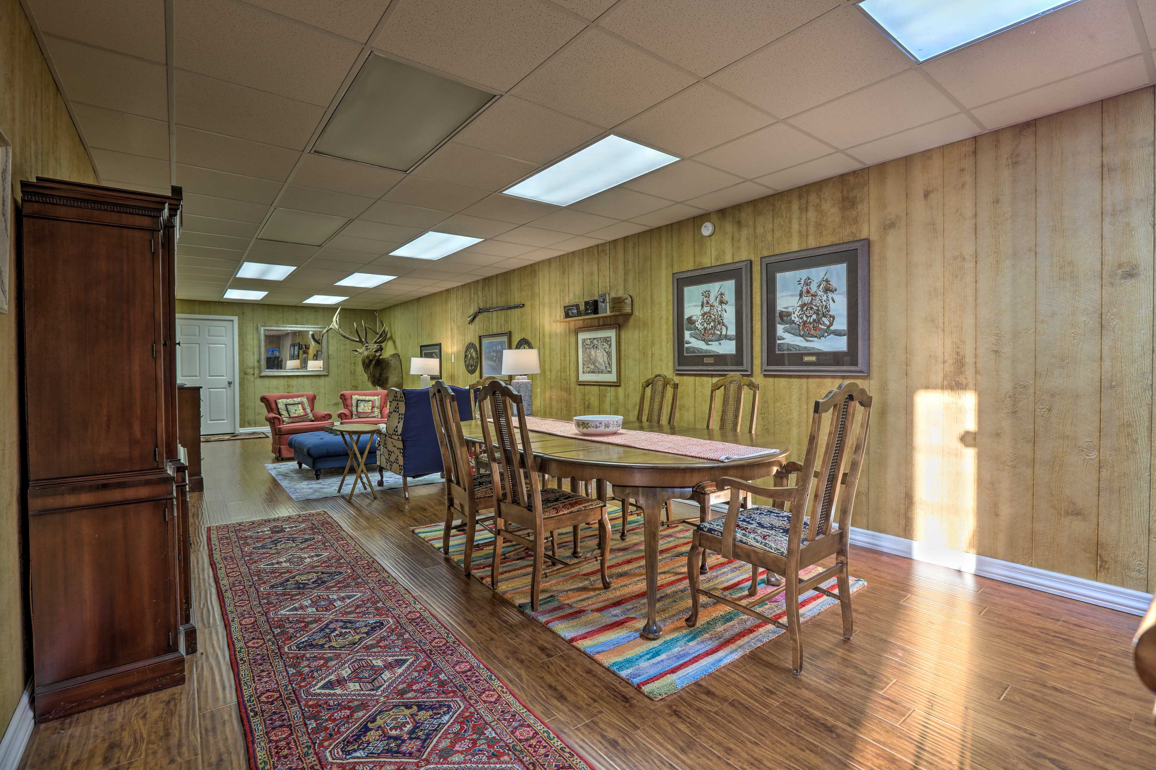 Additional Dining Space
