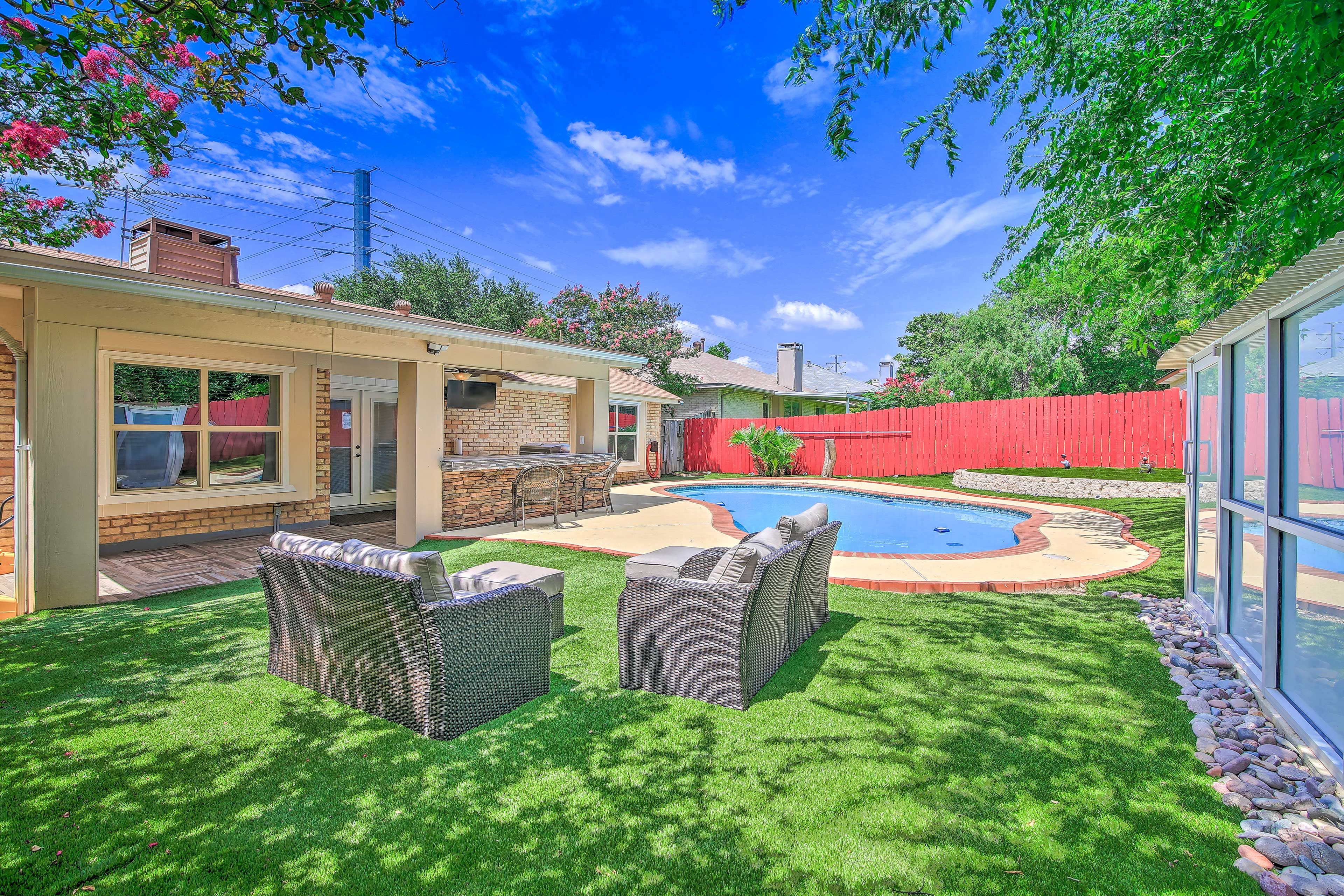 Backyard w/ Private Pool
