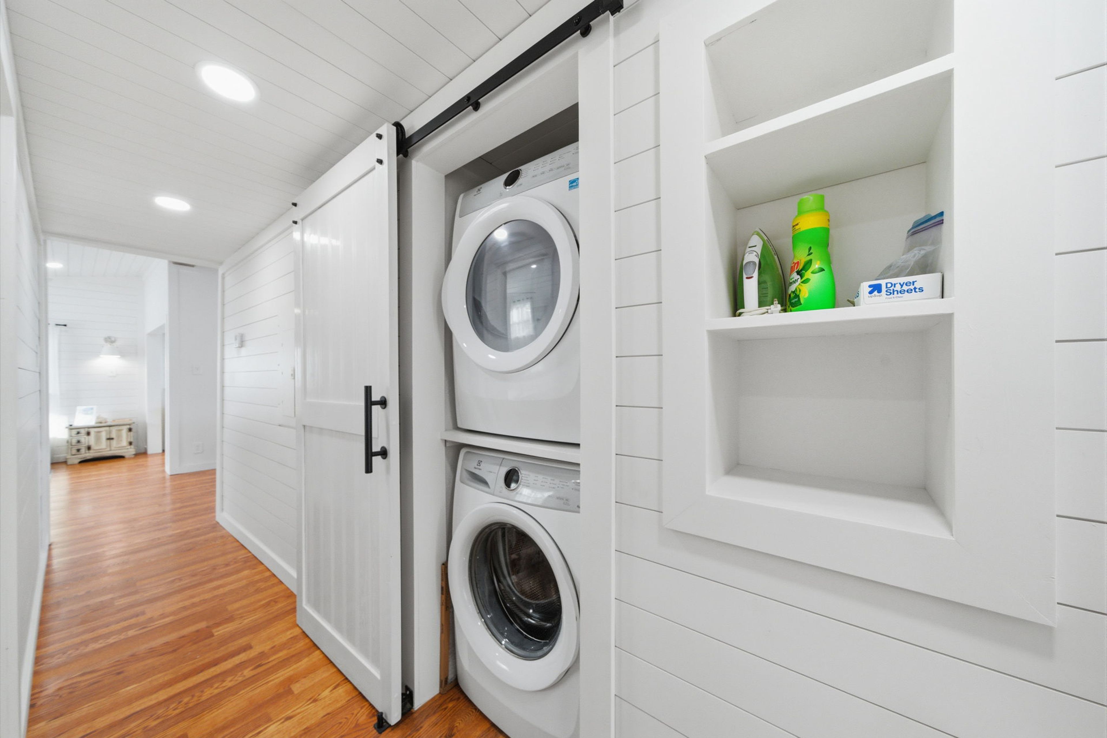 Washer & Dryer