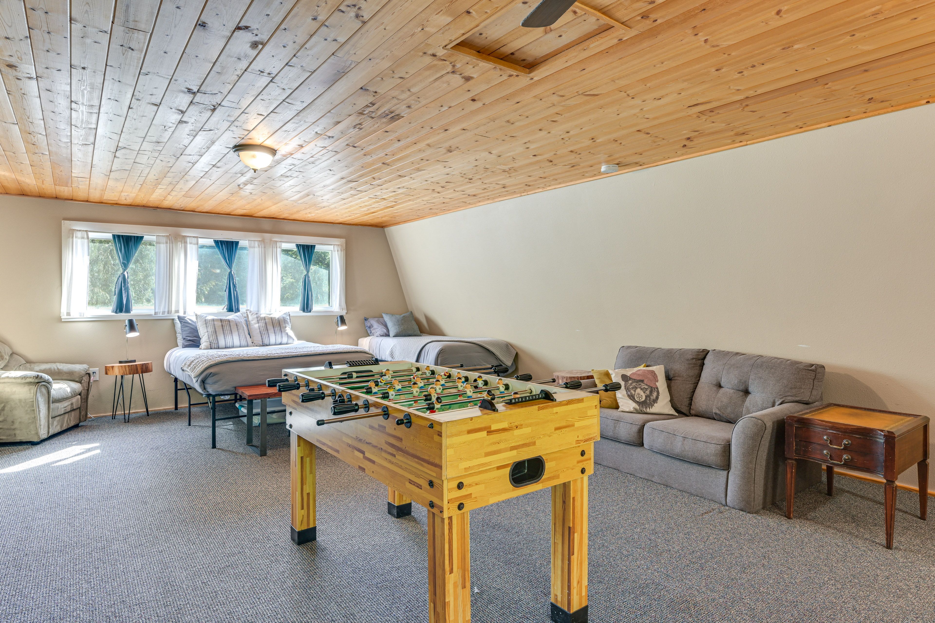 Bedroom 2 | Queen Bed | 2 Twin Beds | Daybed Removed