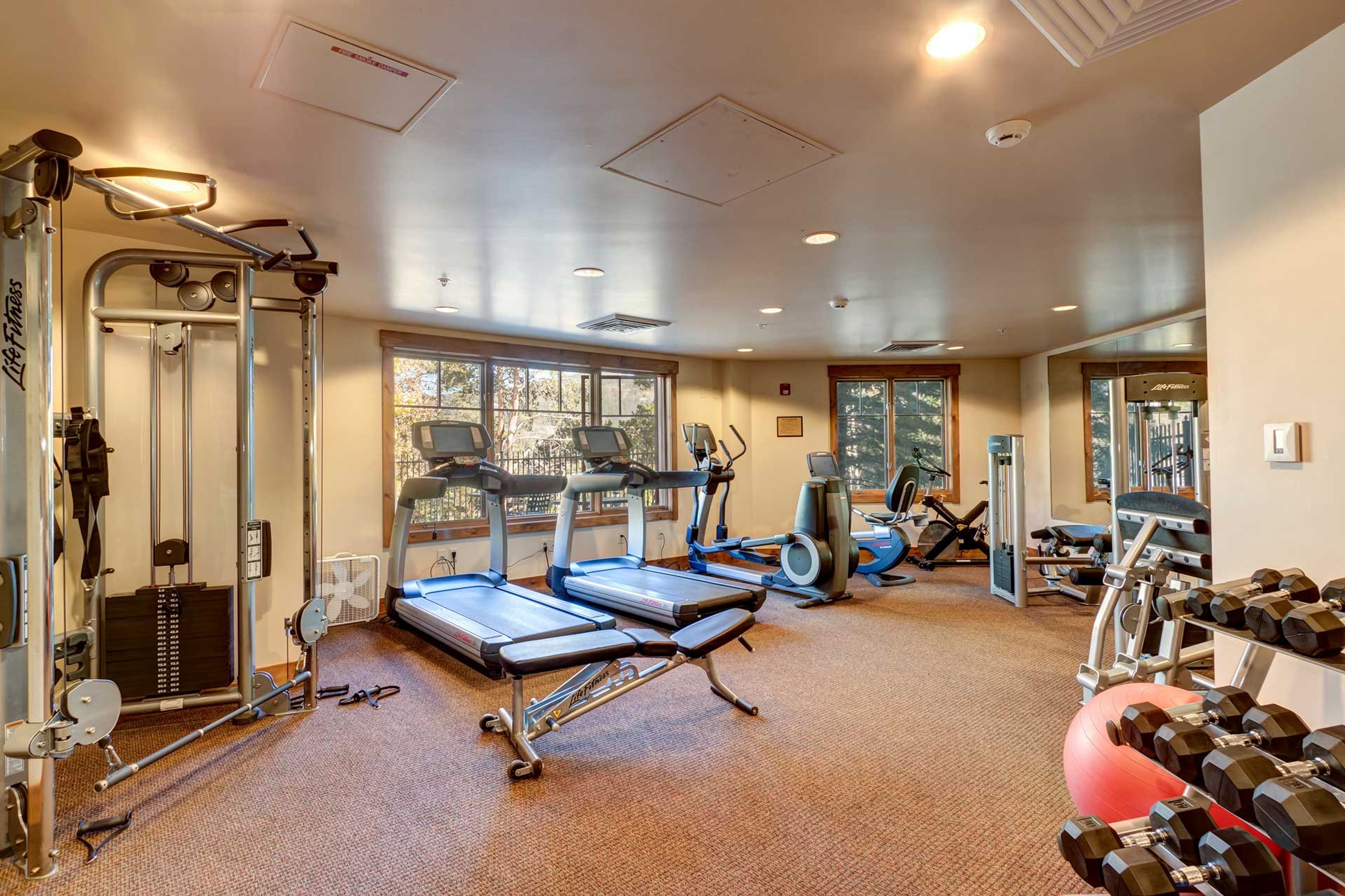 Mountain Thunder Community Amenities | Fitness Center