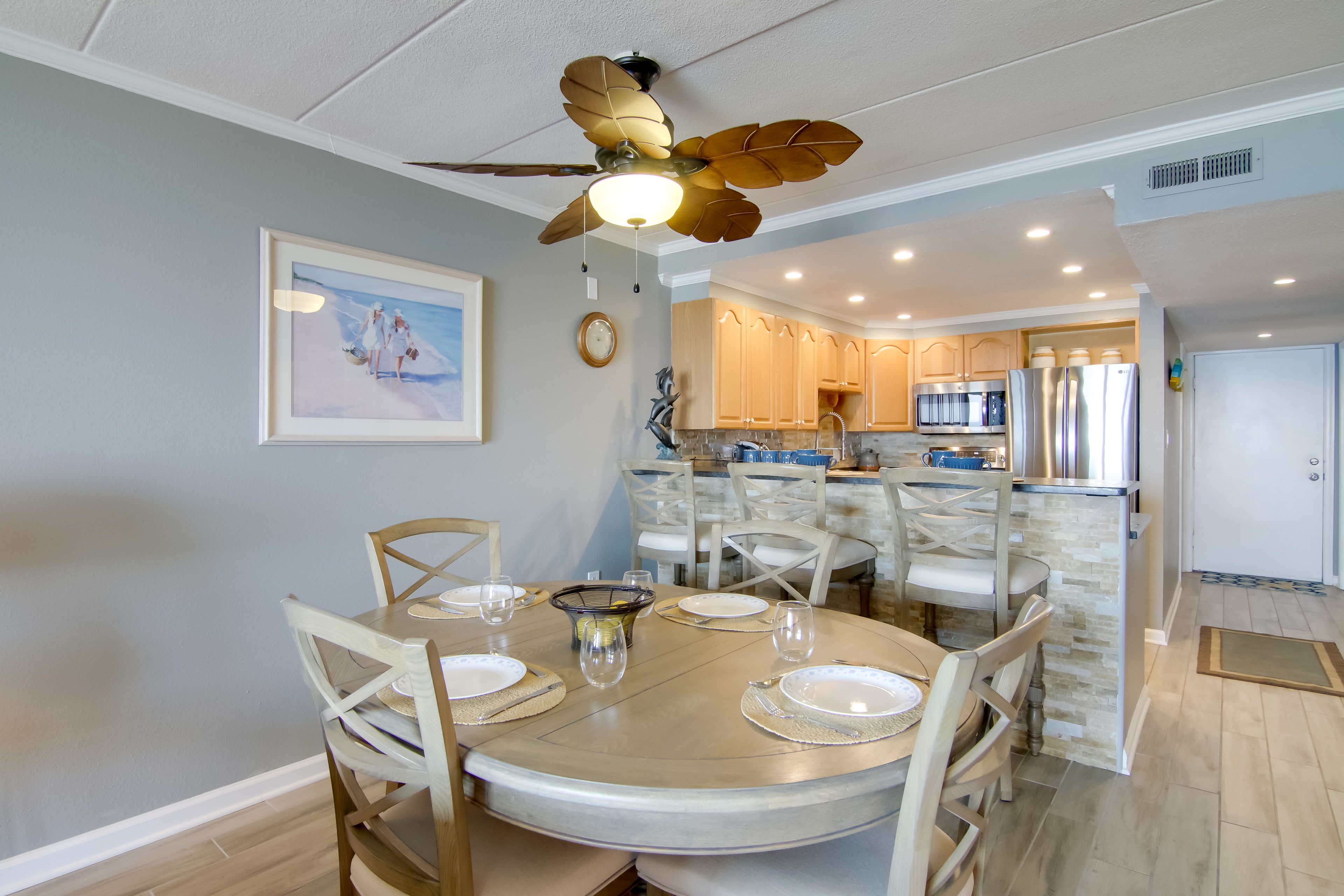 Dining Table | Dishware & Flatware Provided