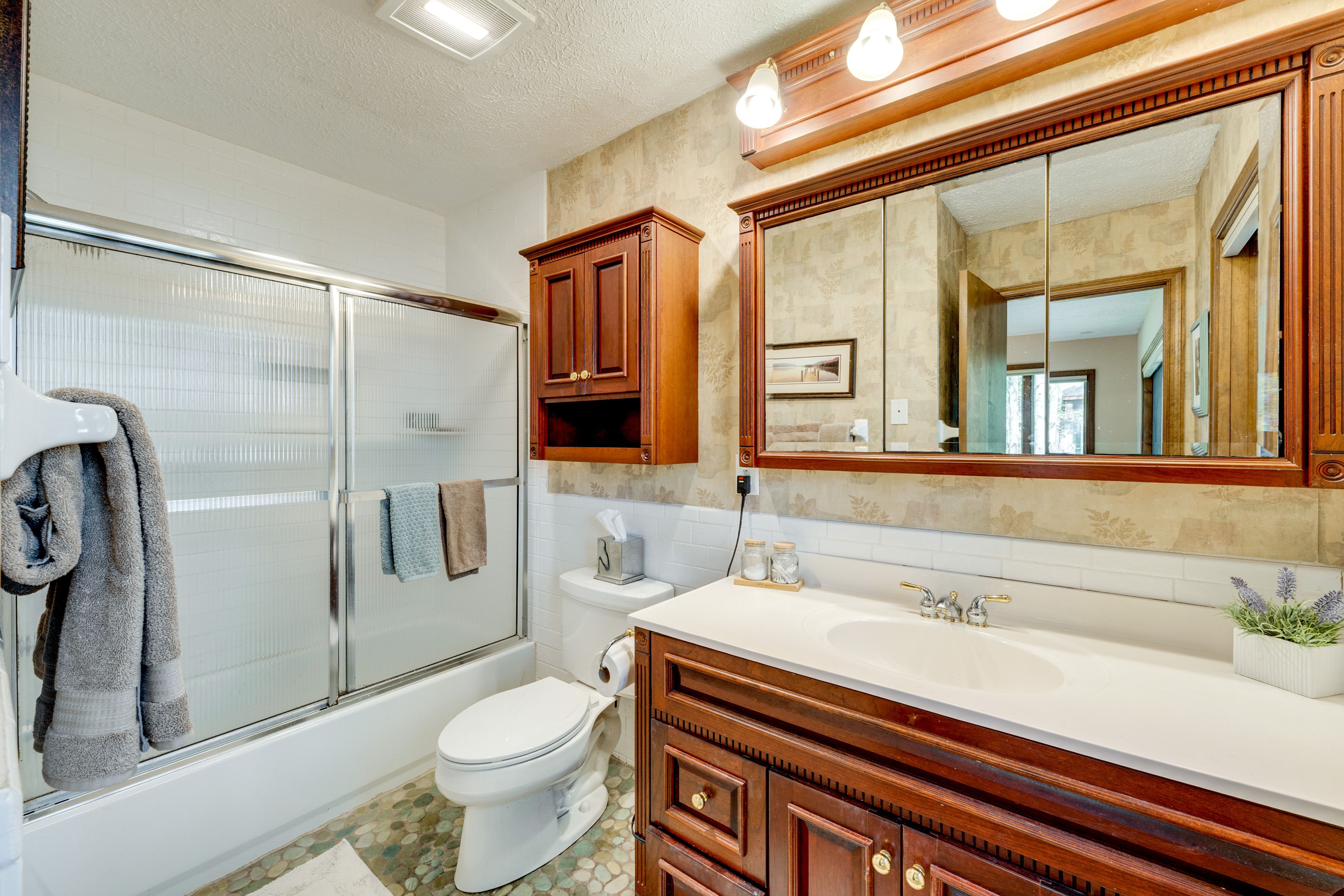 En-Suite Bath