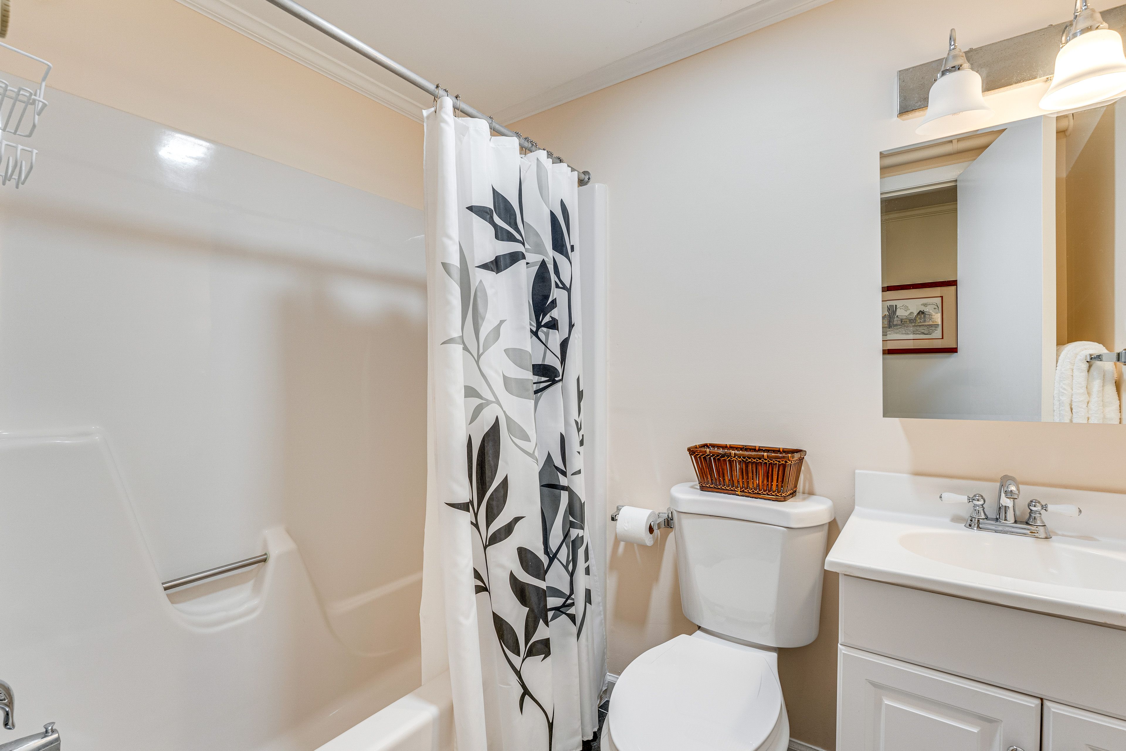 Full Bathroom