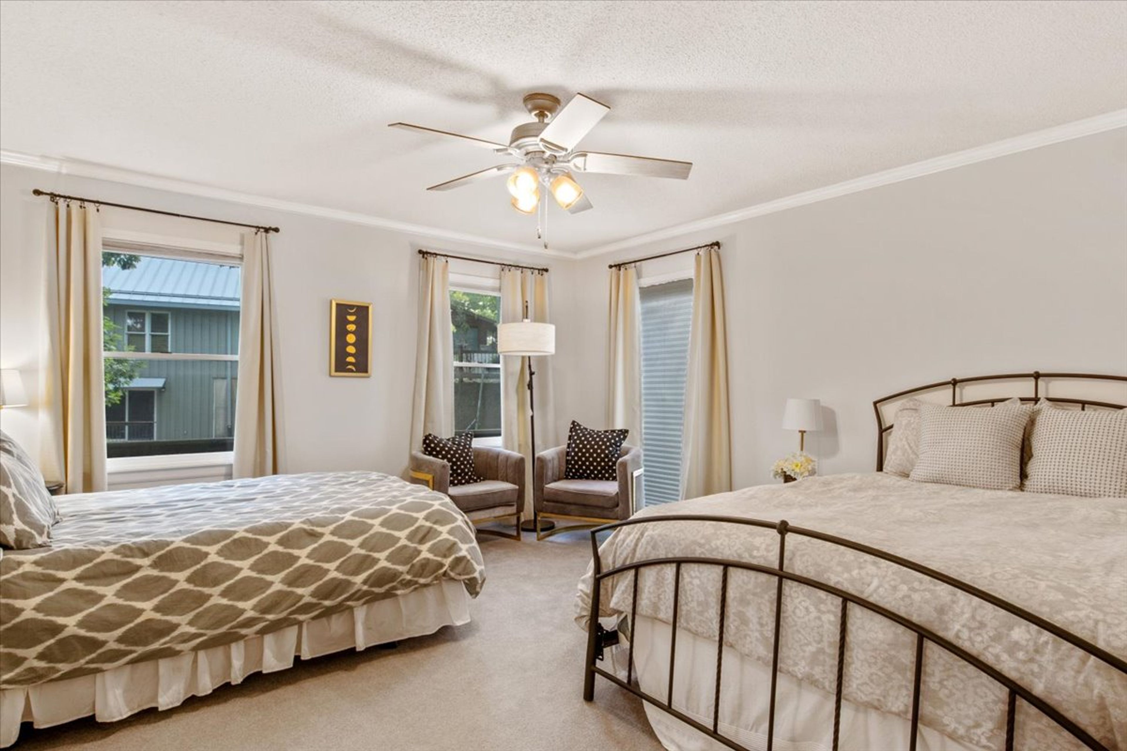 Bedroom 4 | Queen Bed | Full Bed