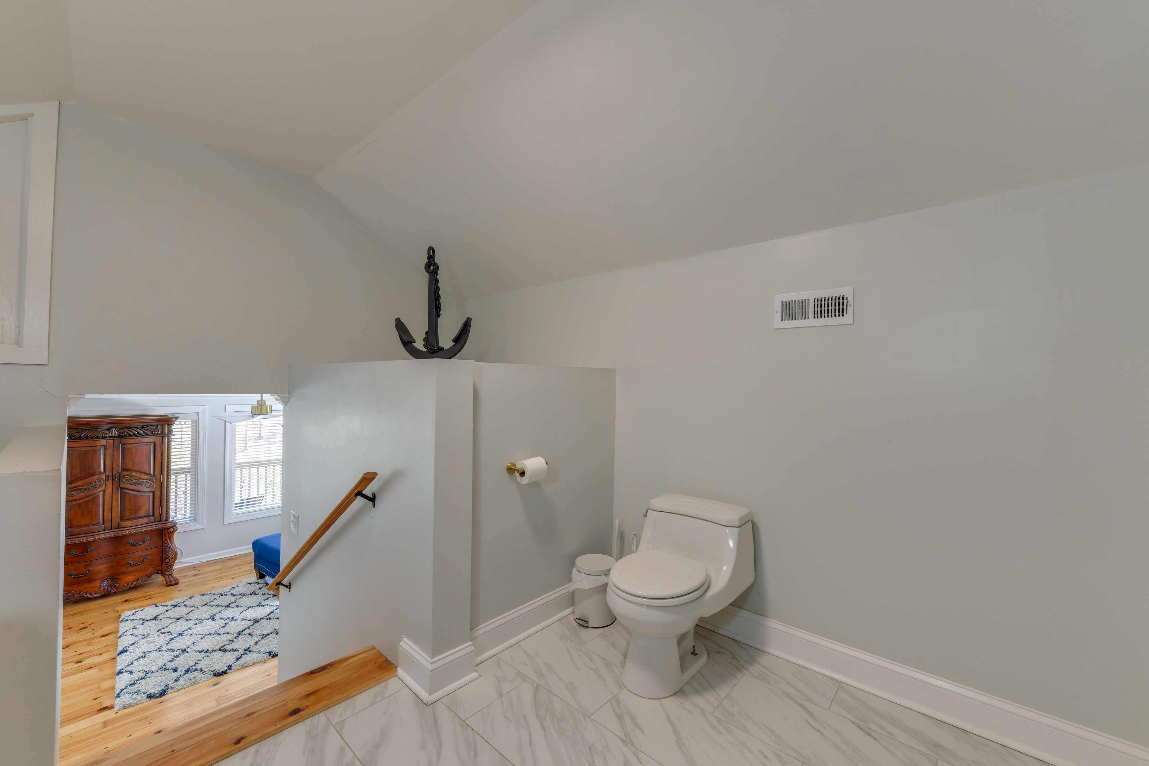 En-Suite Bathroom | Upper Floor