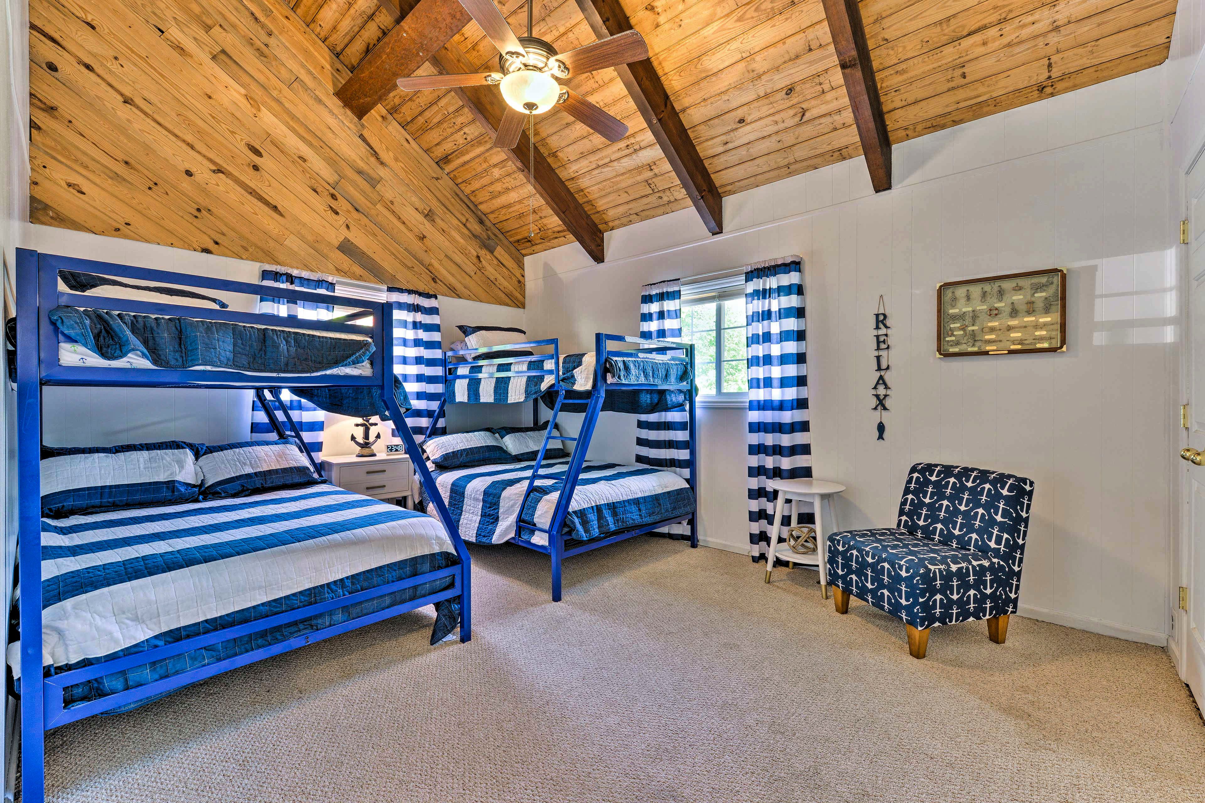 Bedroom 3 | 2 Twin/Full Bunk Beds | Main Floor