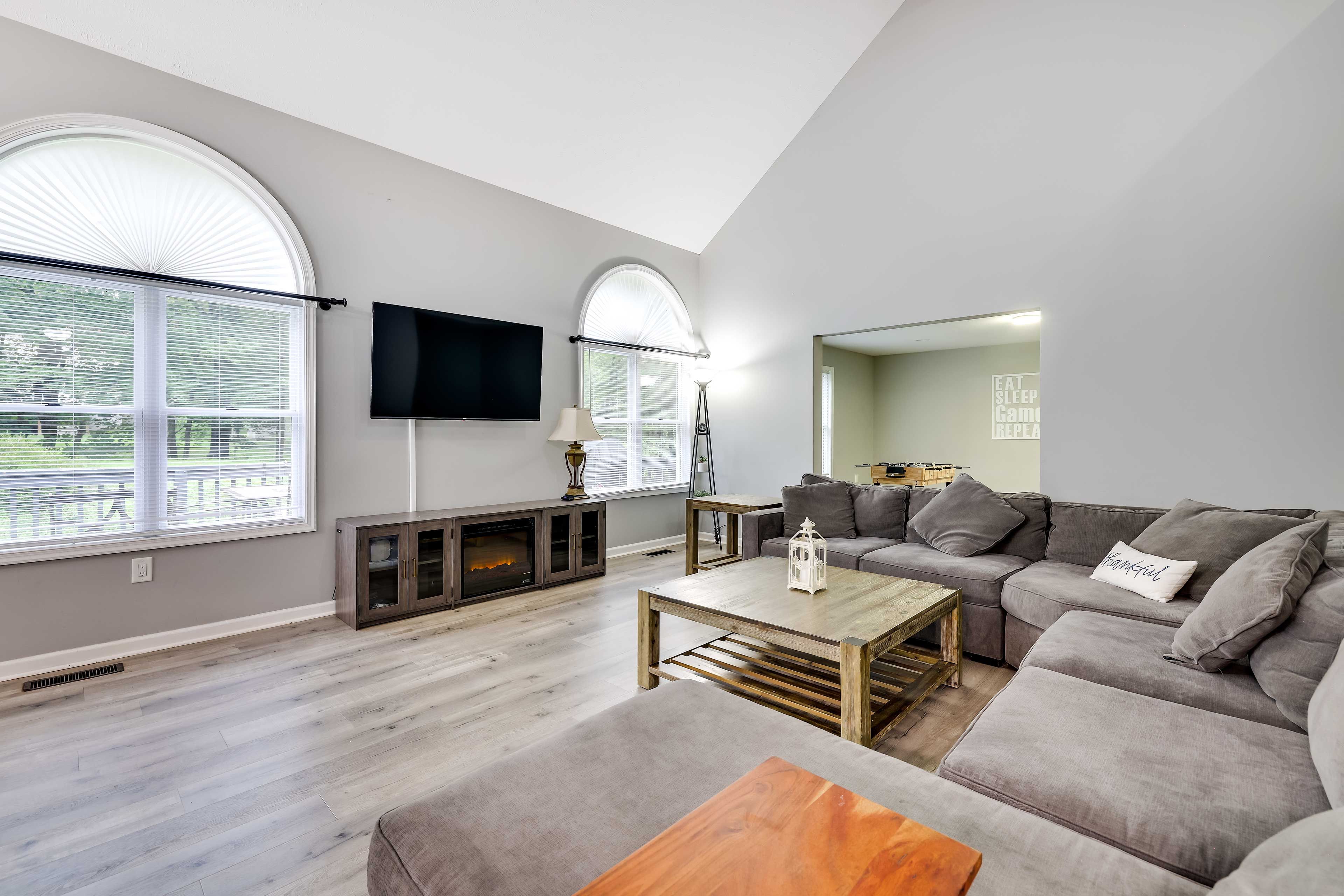 Living Room | Central Heat & A/C | Free WiFi