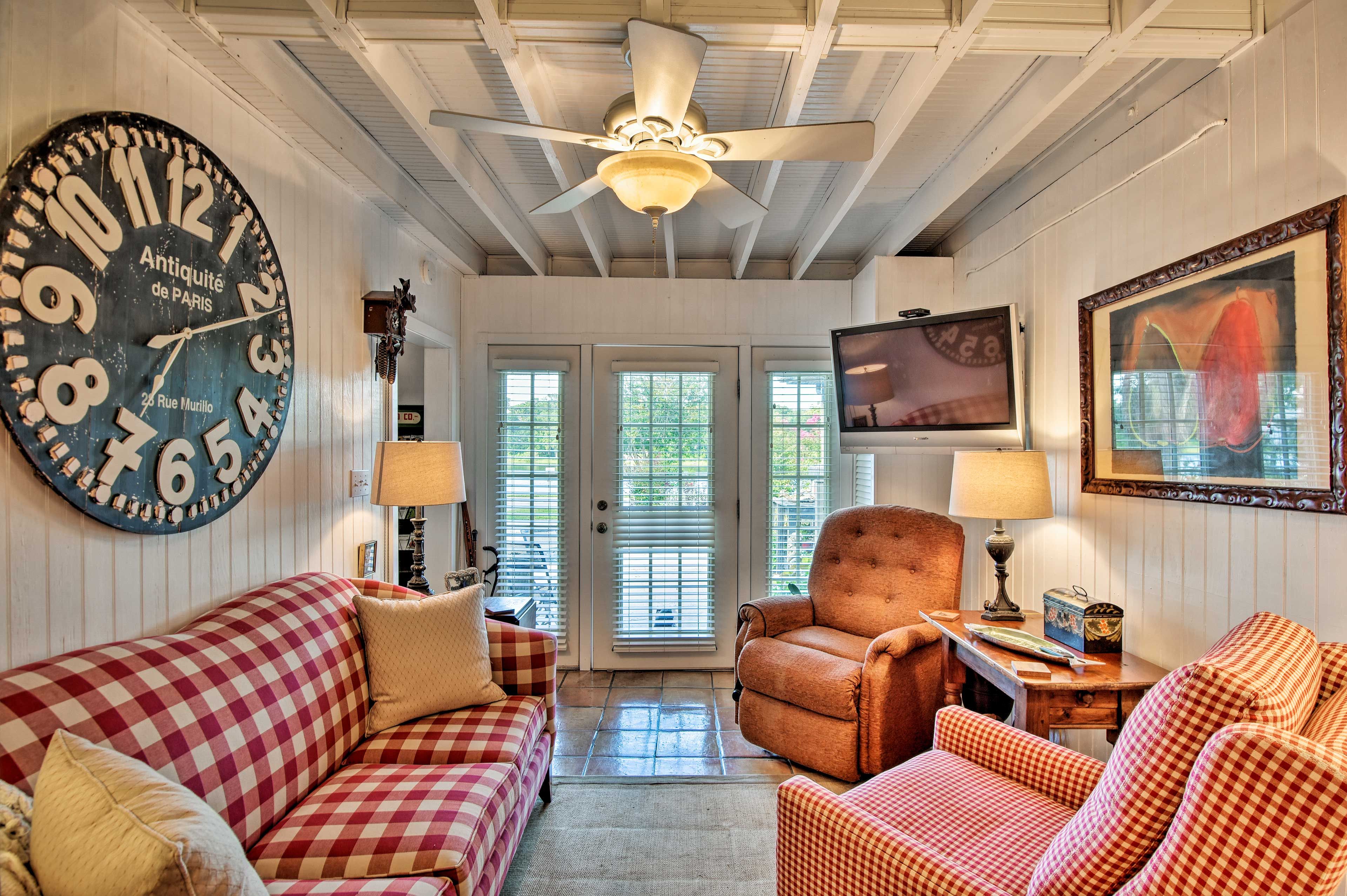 Altamonte Springs Vacation Rental | 1BR | 1BA | 450 Sq Ft | Steps to Enter