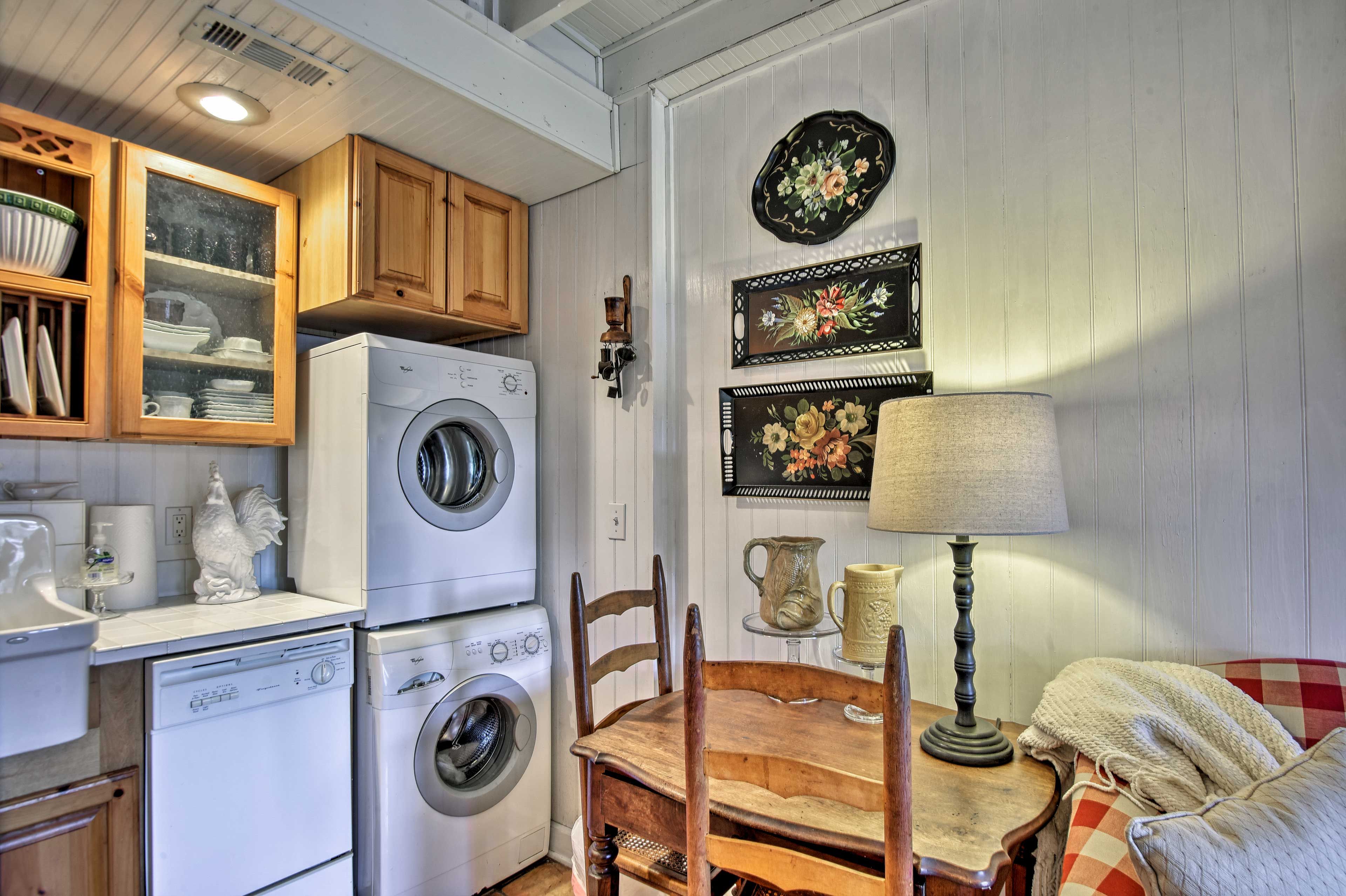 In-Unit Laundry | Washer & Dryer