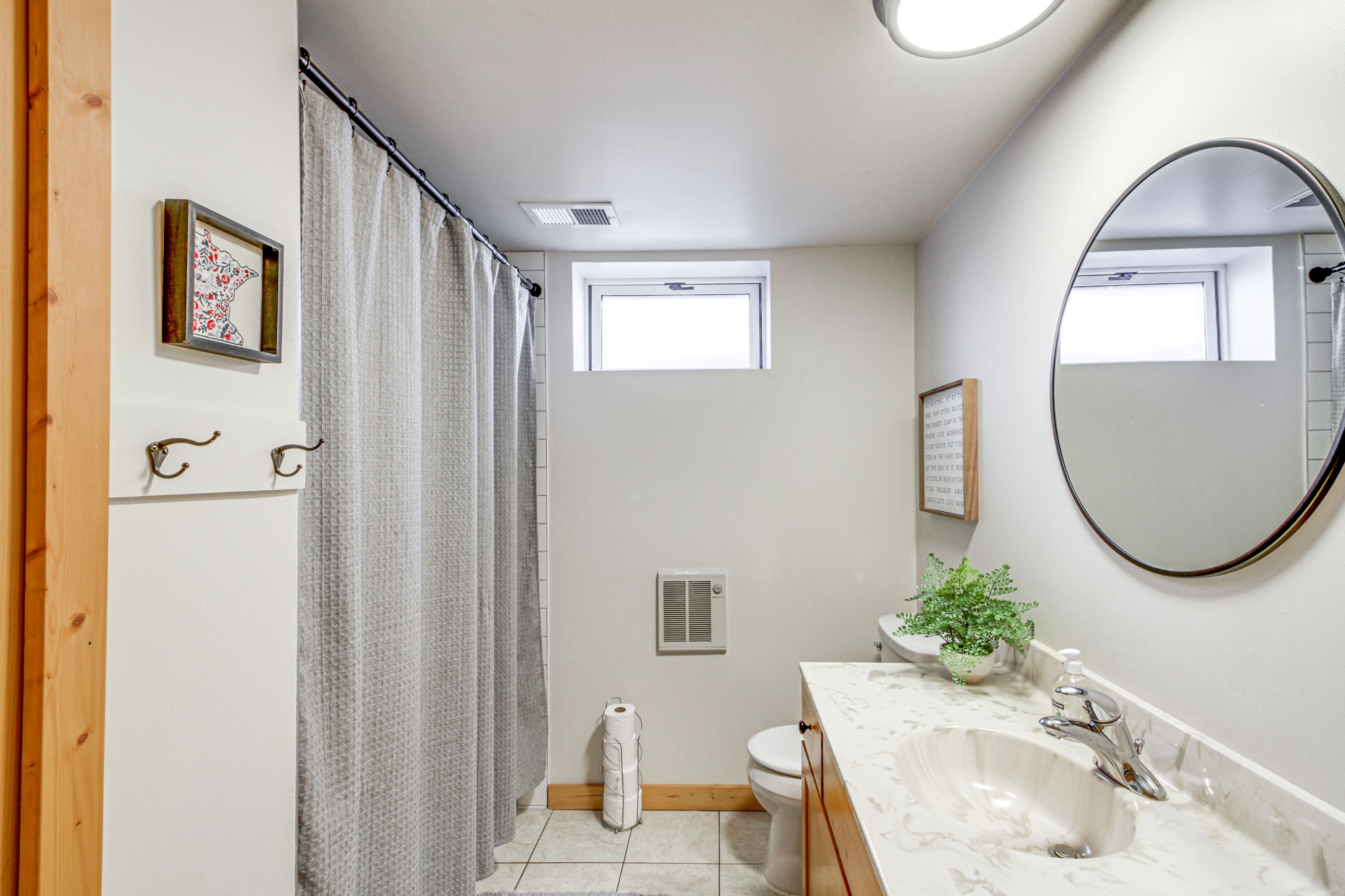 Full Bathroom