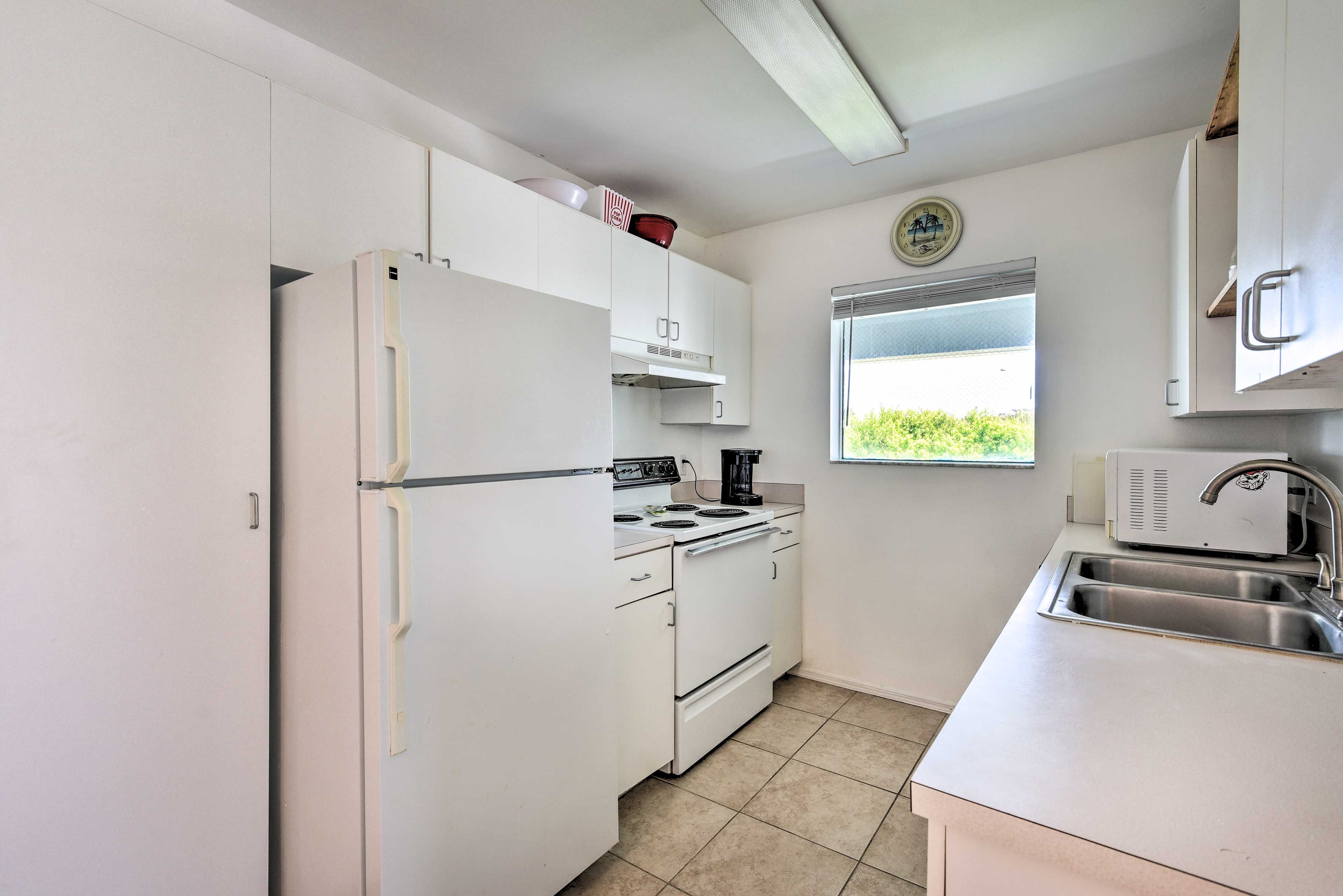 The fully equipped kitchen has everything you need for your stay.