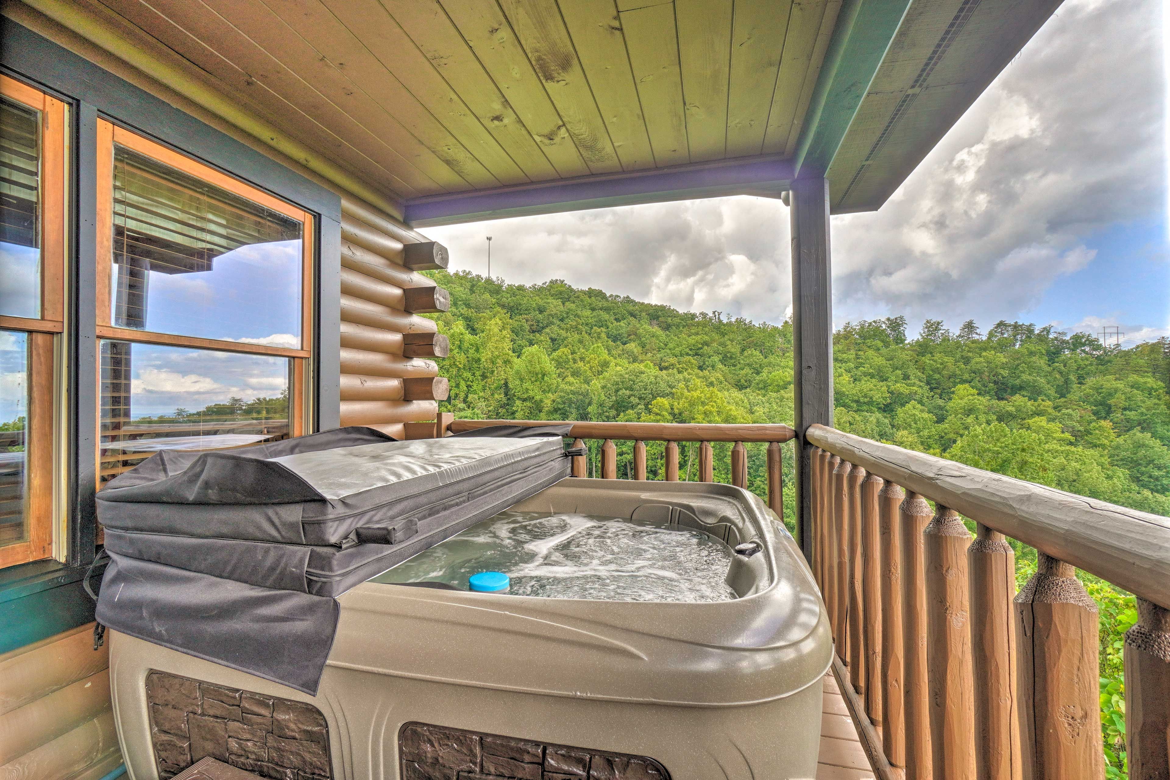 Pigeon Forge Vacation Rental | 1BR | 1BA | 660 Sq Ft