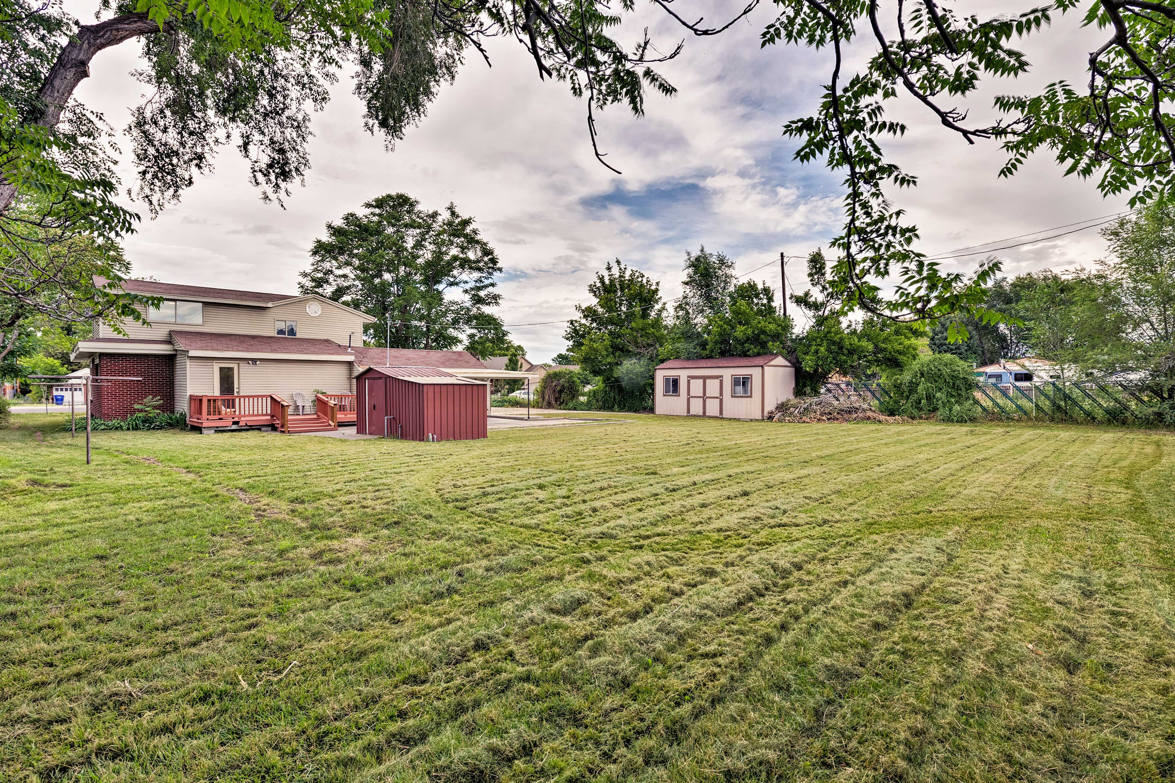 Home Exterior | Back Yard