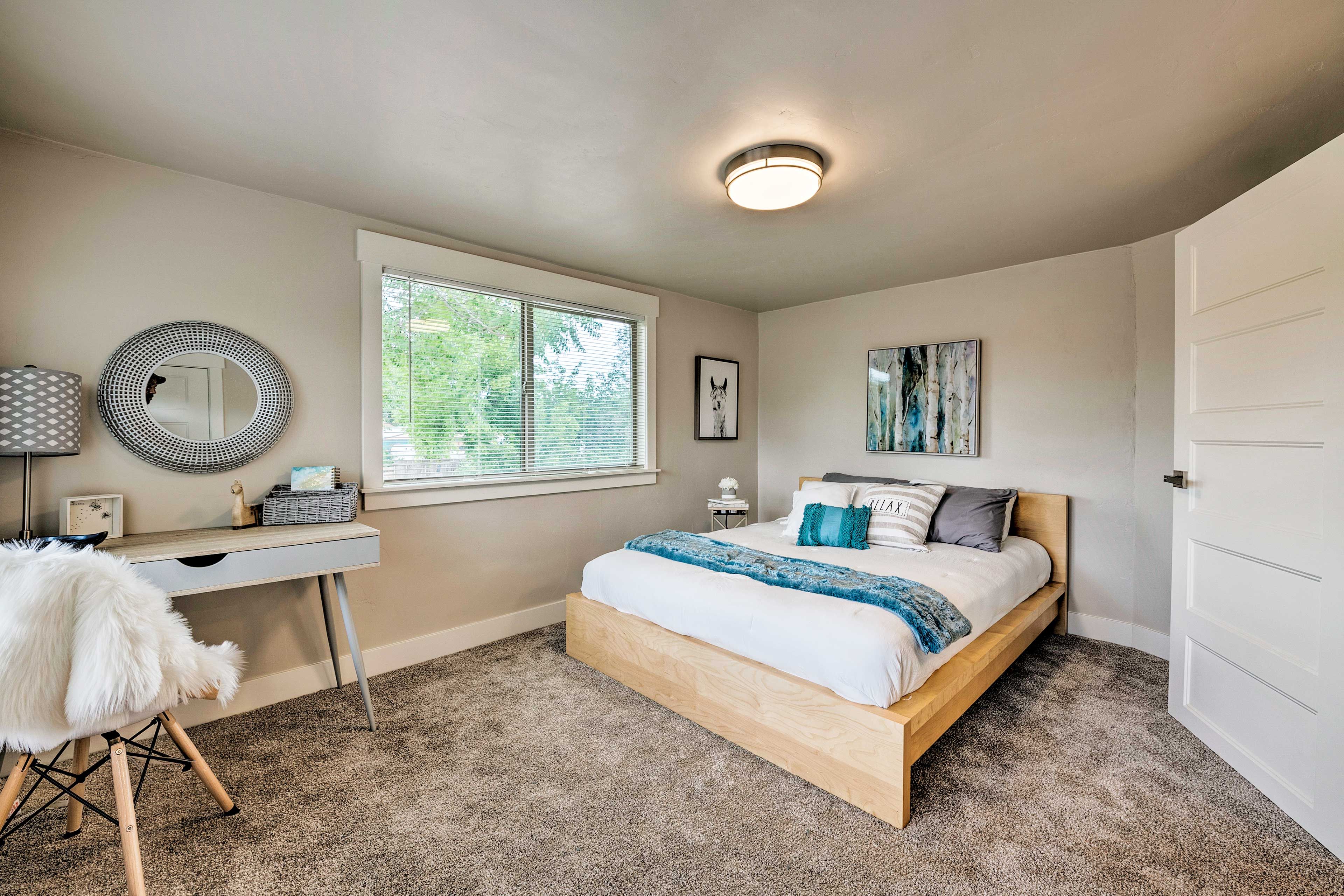 Bedroom 2 | Queen Bed | Linens Provided | 2nd Floor