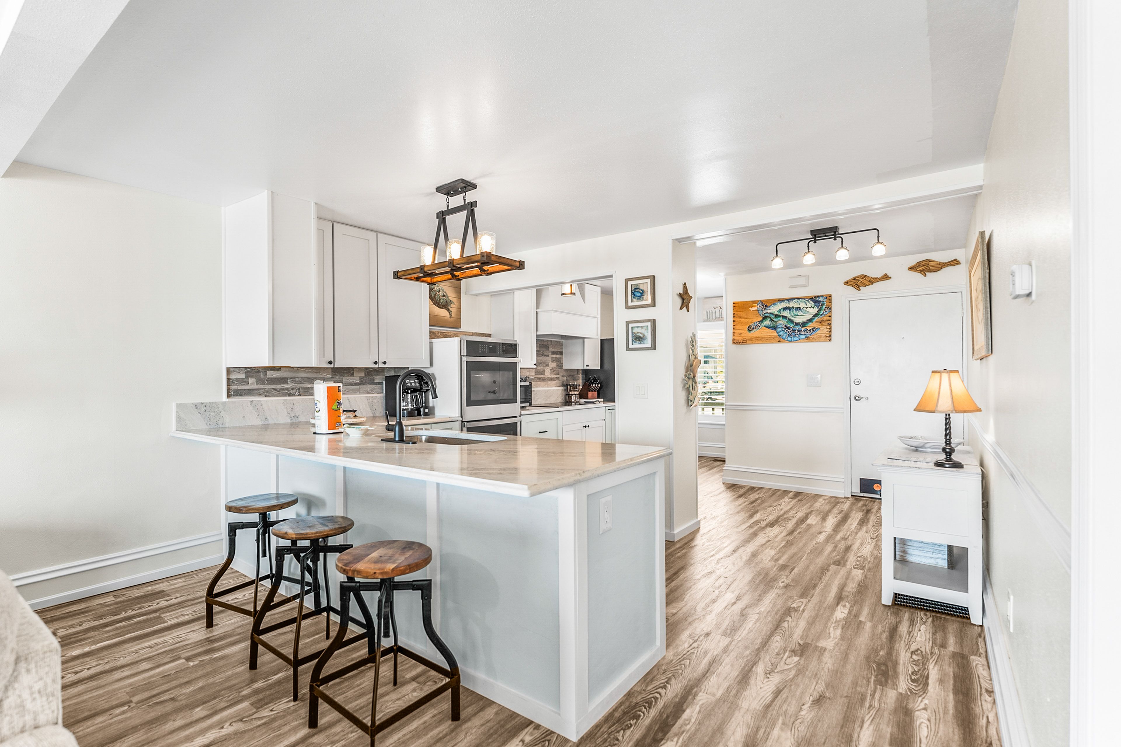 Kitchen | Cooking Basics | Breakfast Bar Dining Area | Dishes & Flatware