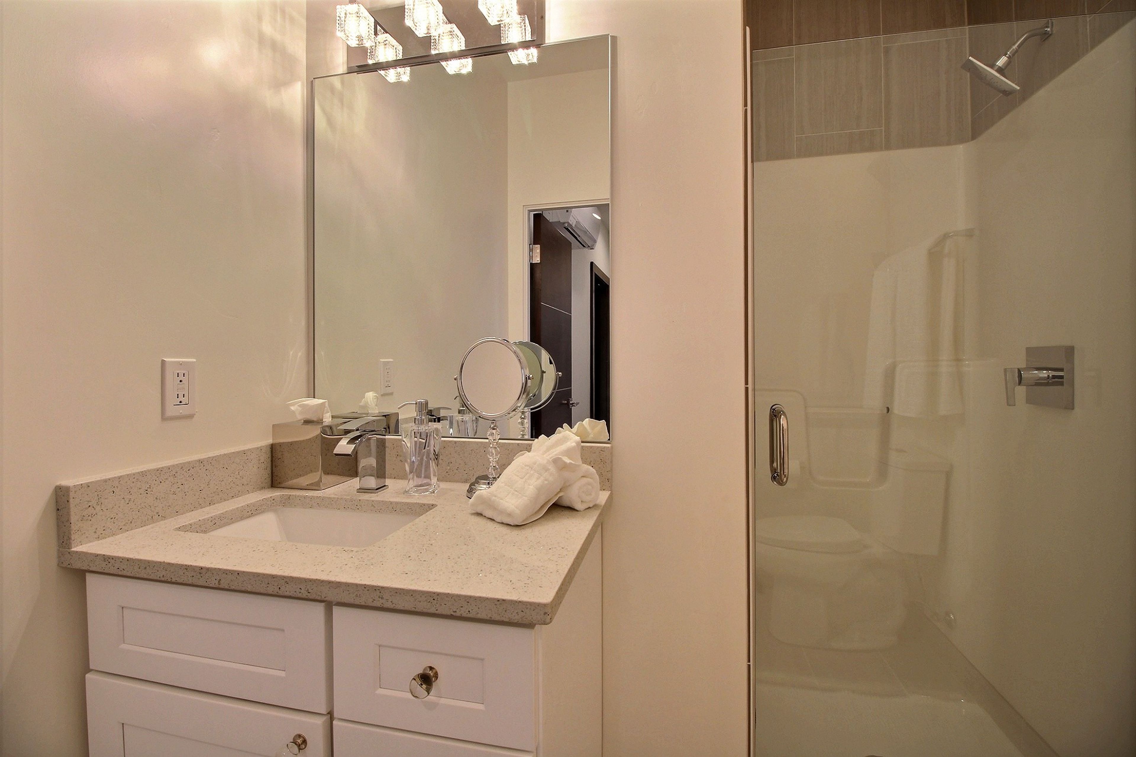 Full Bathroom | Walk-In Shower