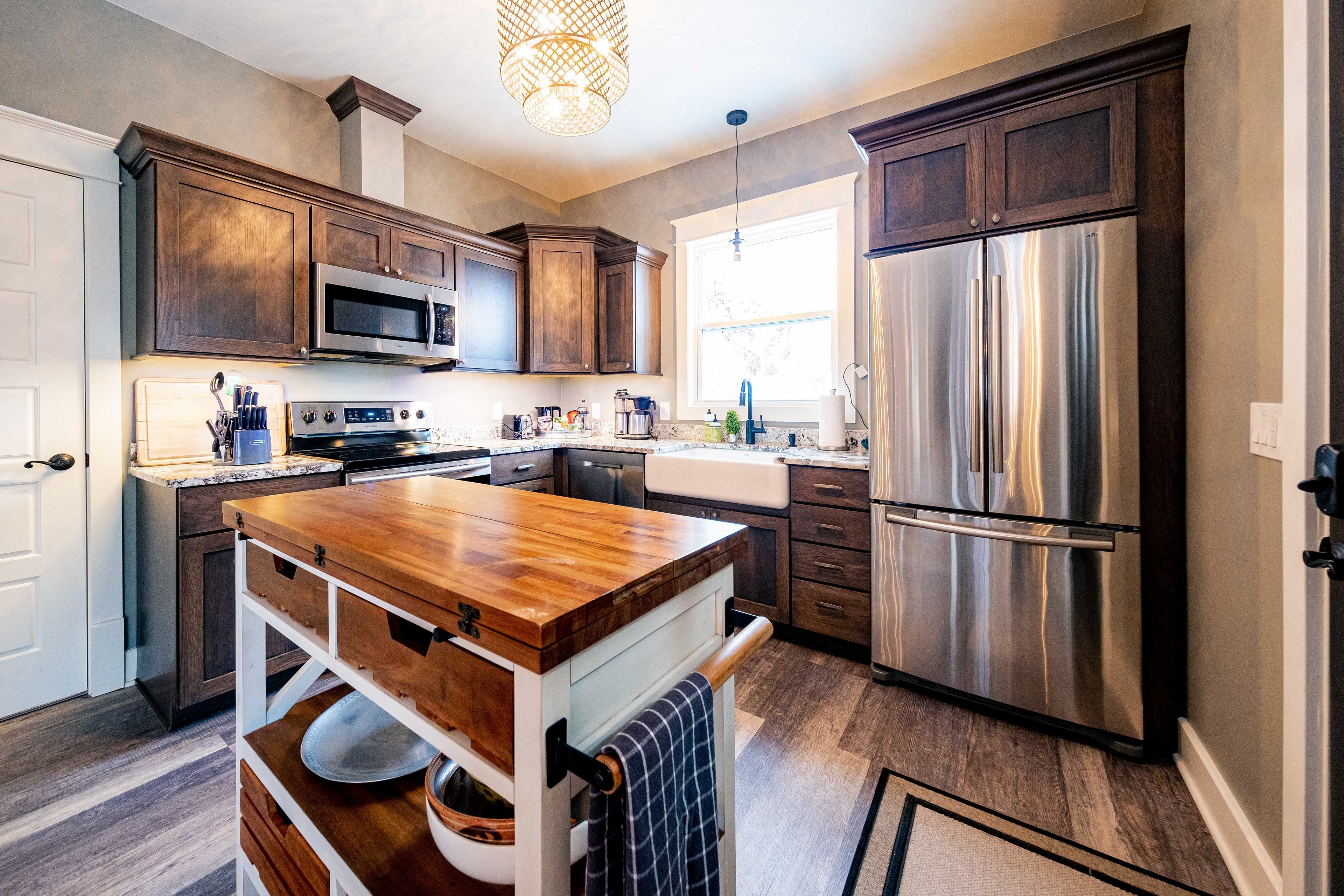 Kitchen | French Press w/ Complimentary Coffee