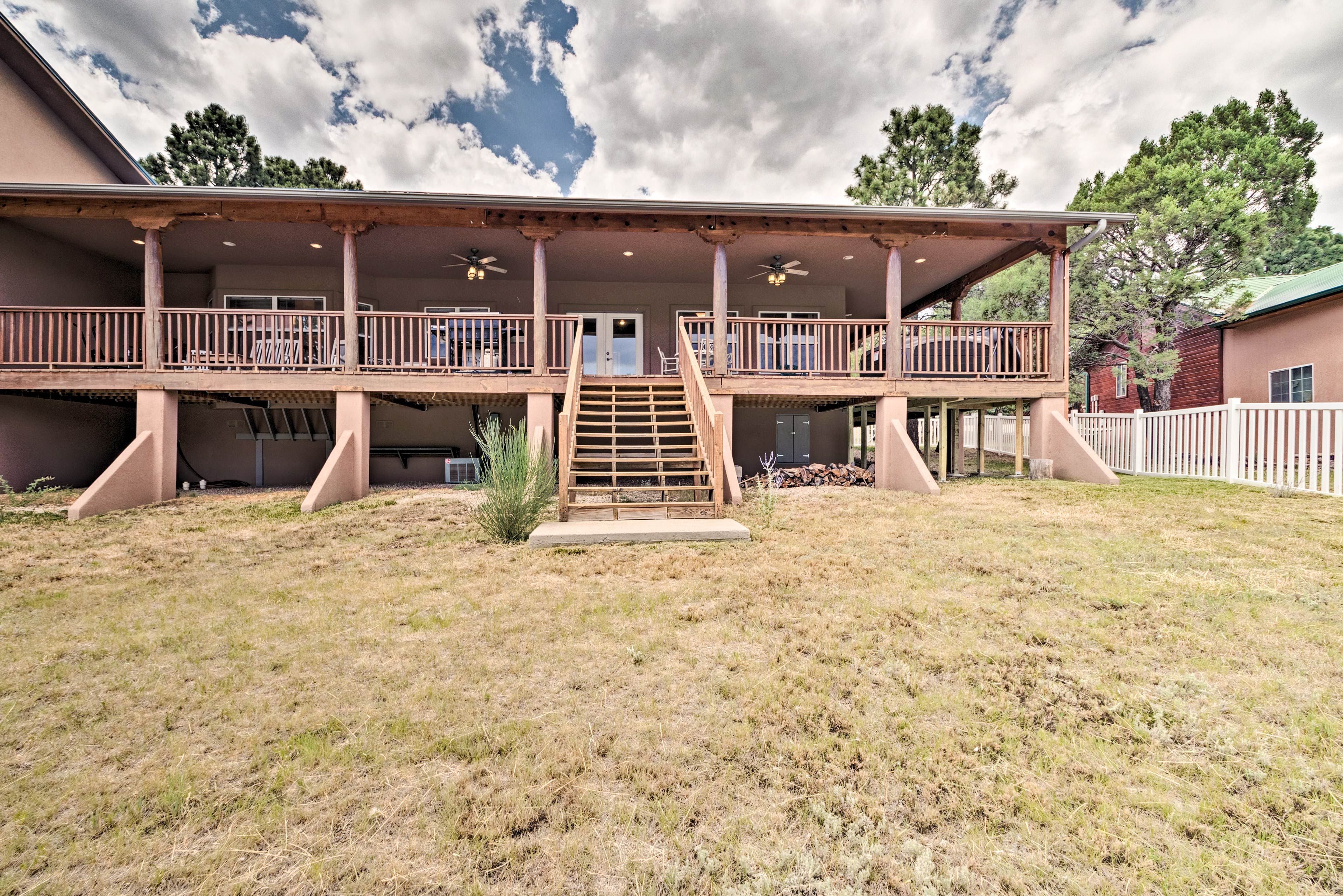 Cabin Exterior | Stairs Required