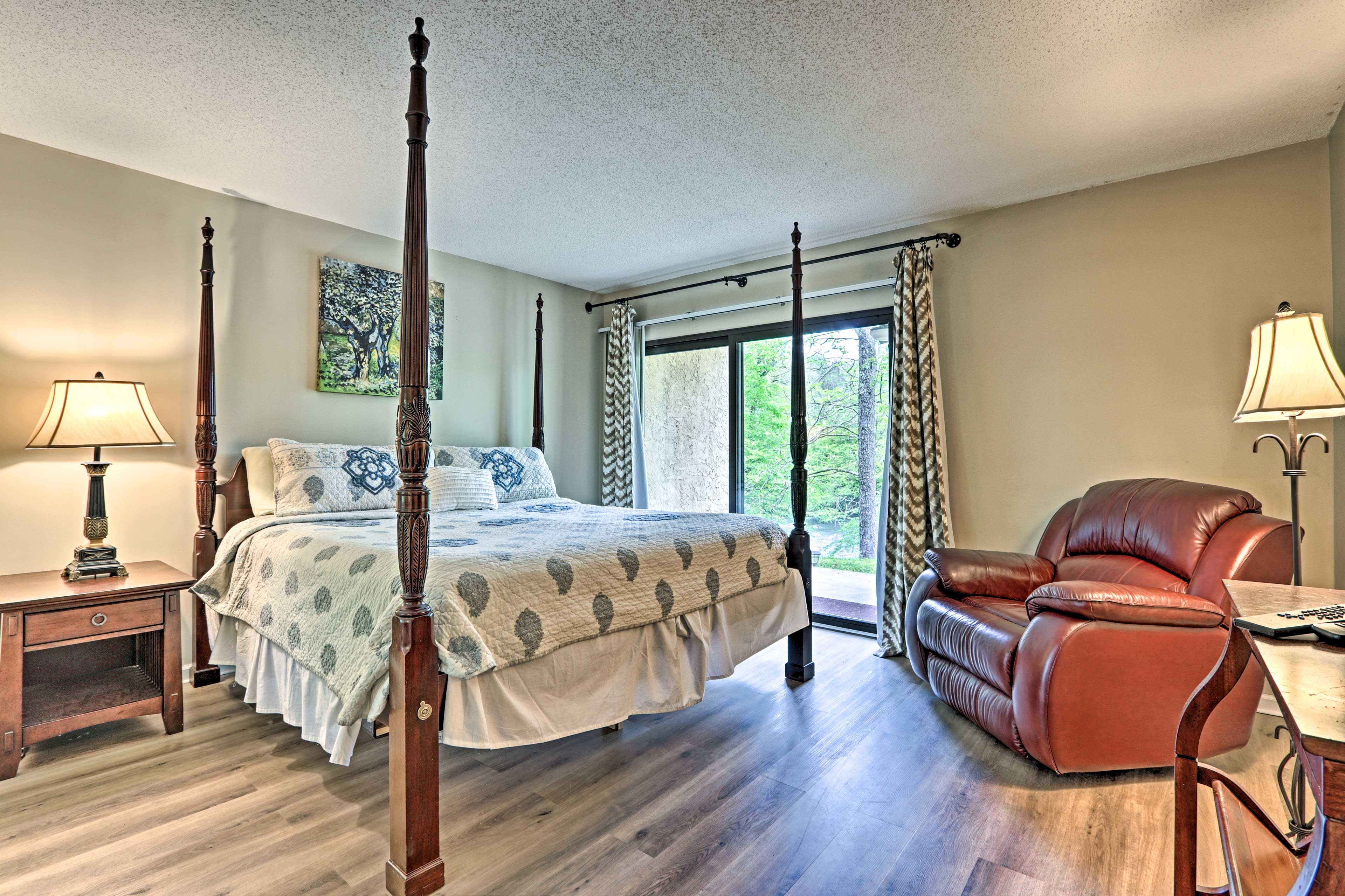 Bedroom 1 | King Bed | Linens Provided