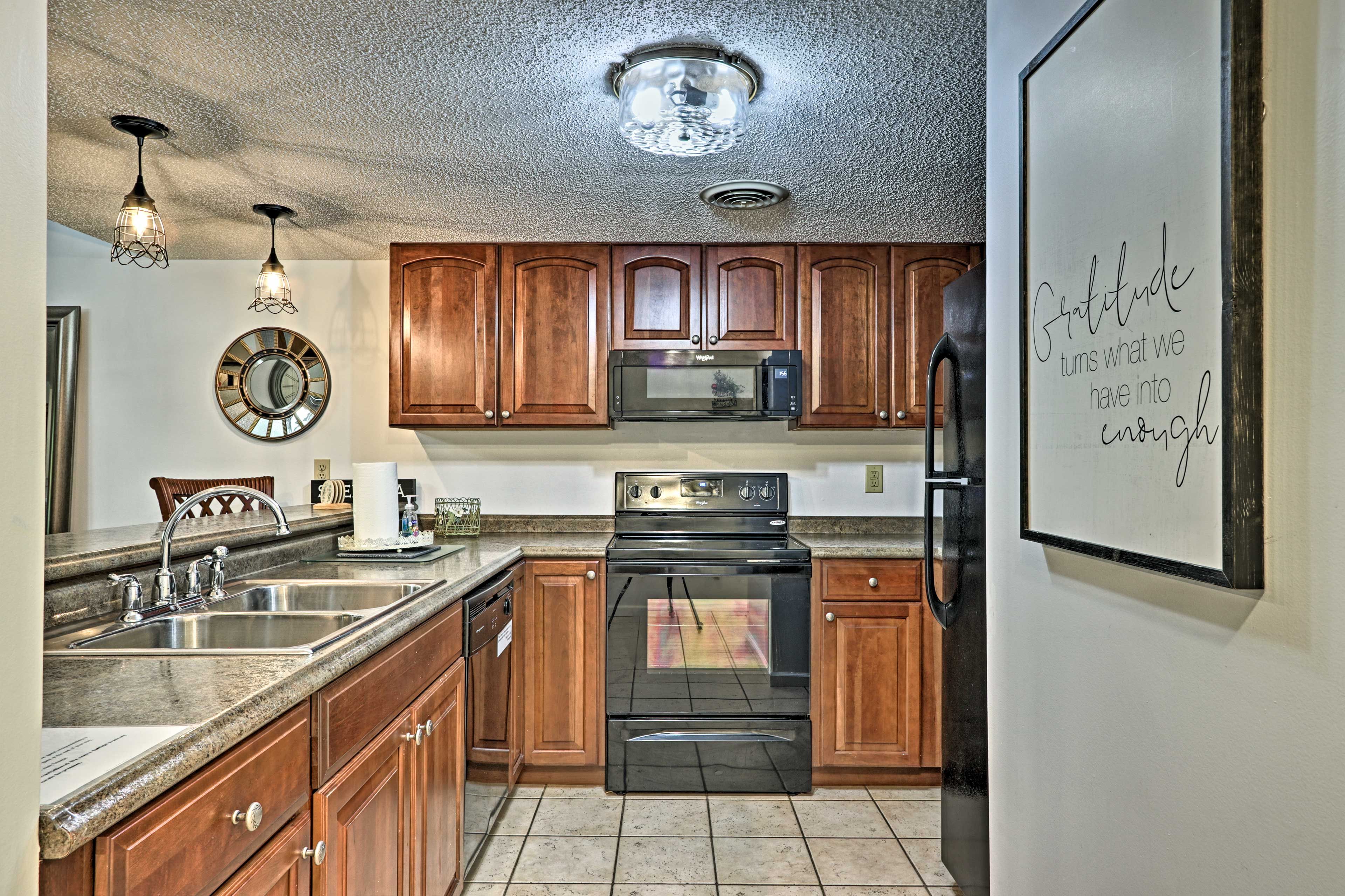 Kitchen | Dishware & Glassware