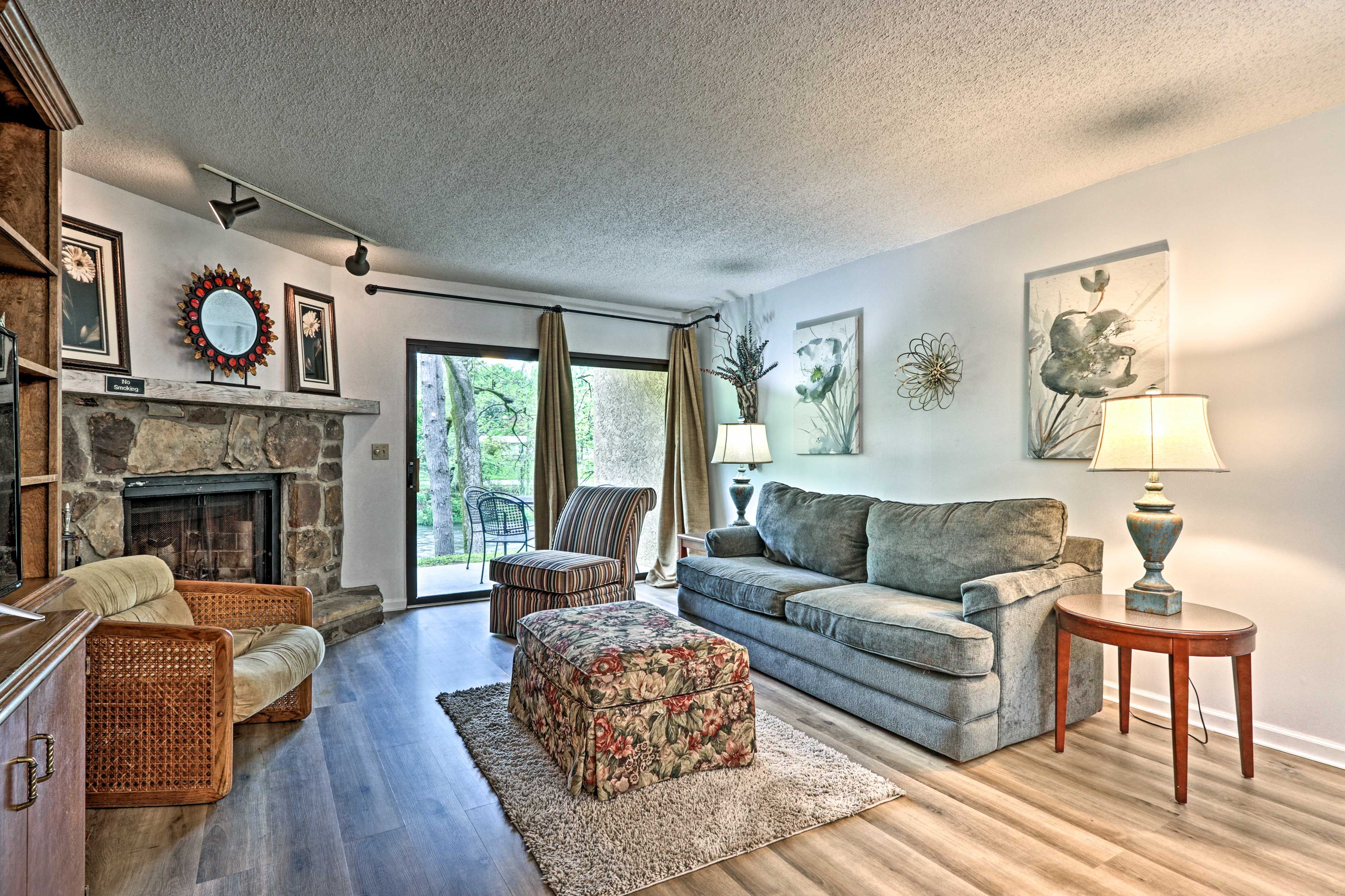 Townsend Vacation Rental Condo | 2BR | 2BA | 1,200 Sq Ft | Step-Free Access
