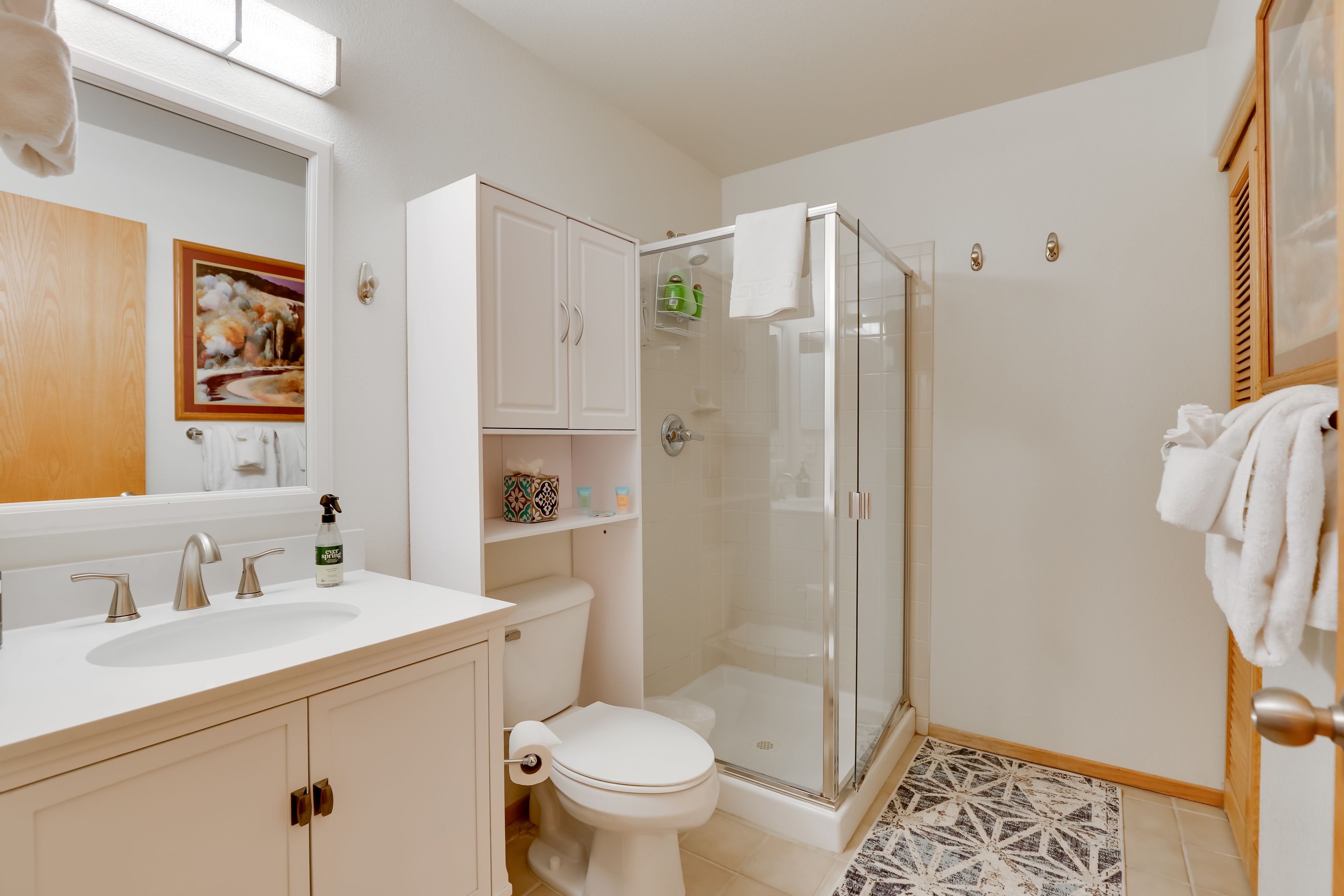 Full Bathroom | In-Unit Laundry