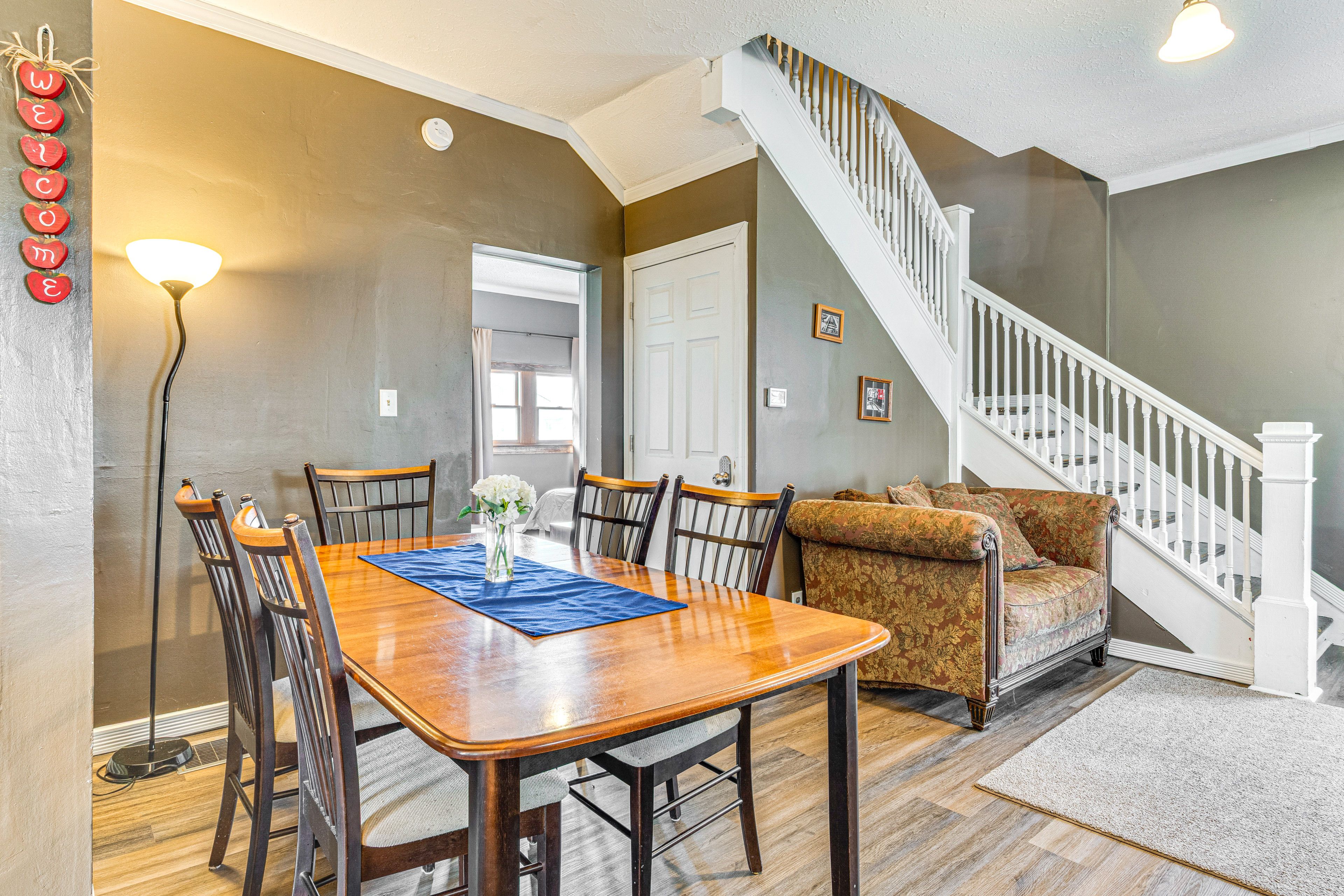 Dining Area | Dishware & Flatware