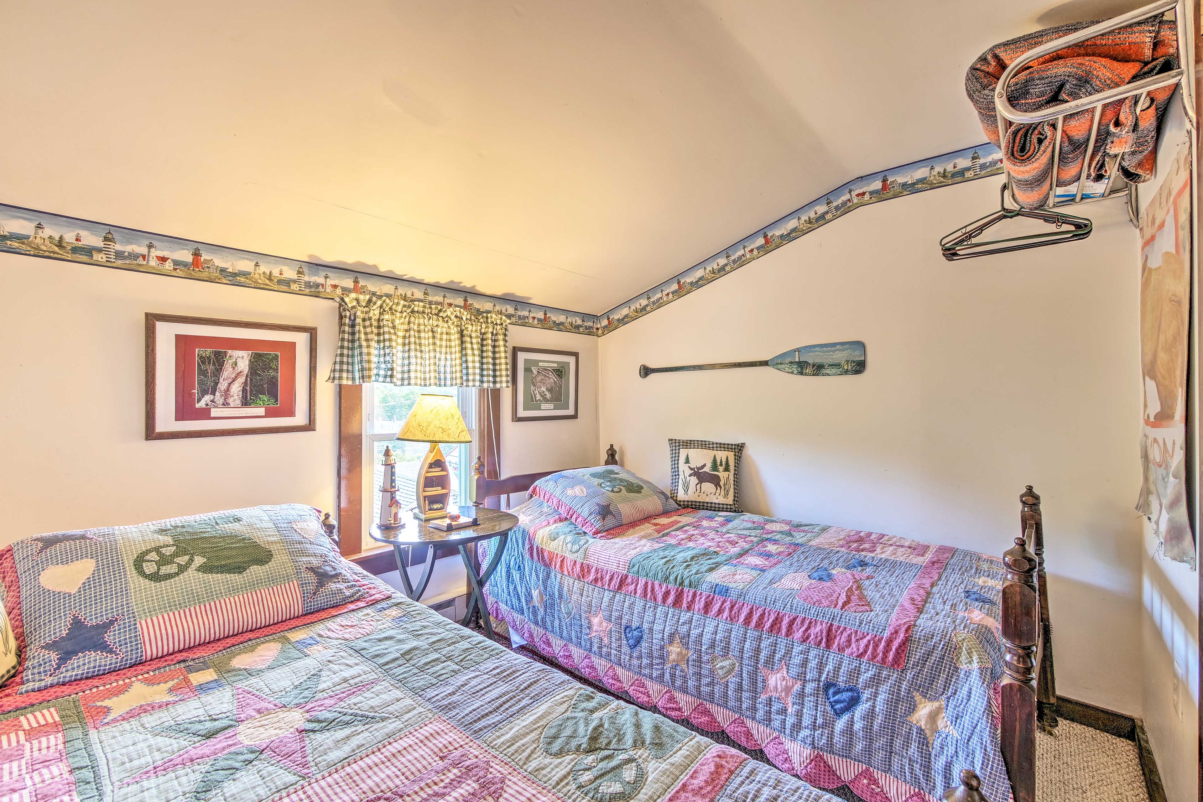Bedroom 3 | 2 Twin Beds