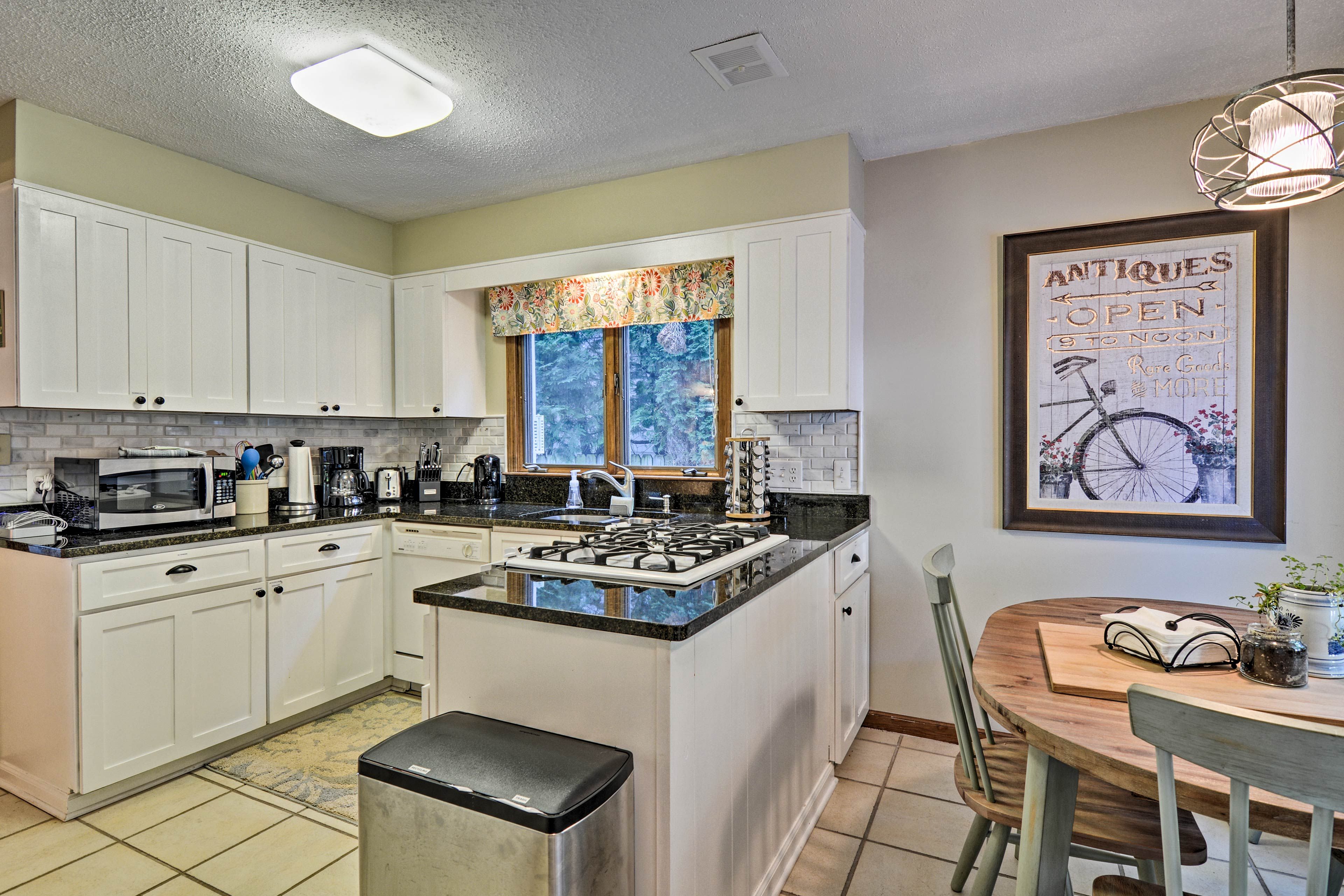 Kitchen | Coffee Maker | Crockpot | Toaster | Spices