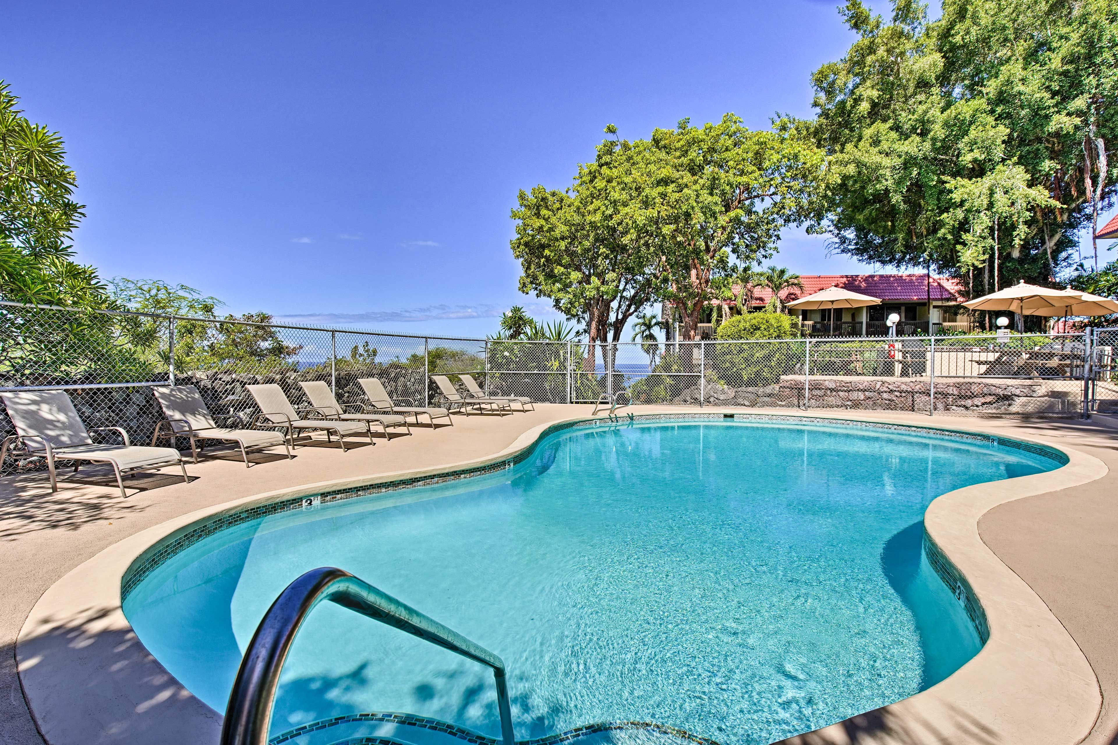 Community Outdoor Pool
