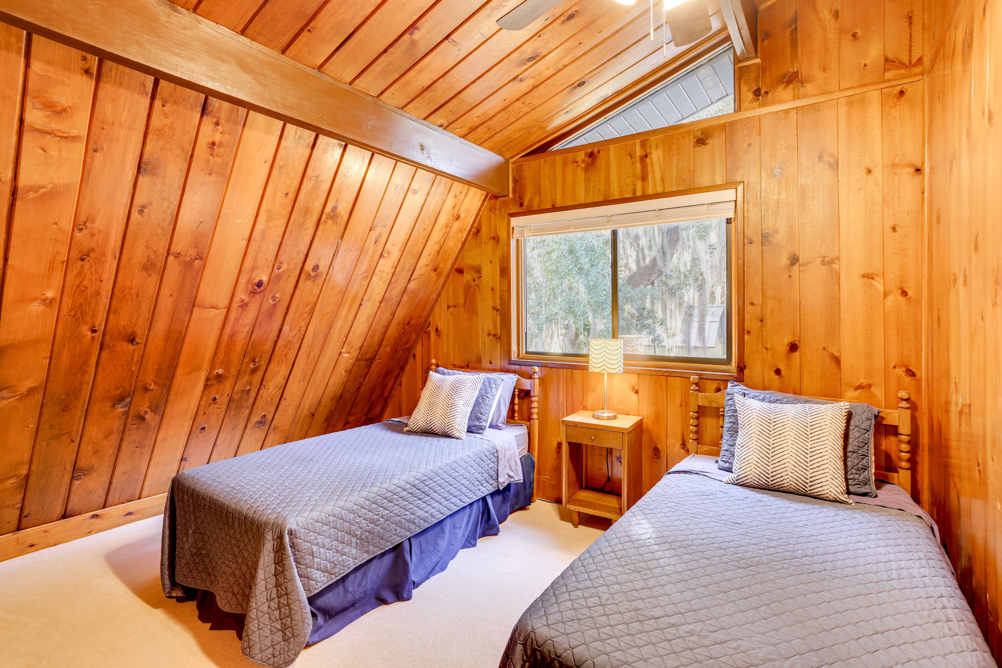 Bedroom 3 | 2 Twin Beds