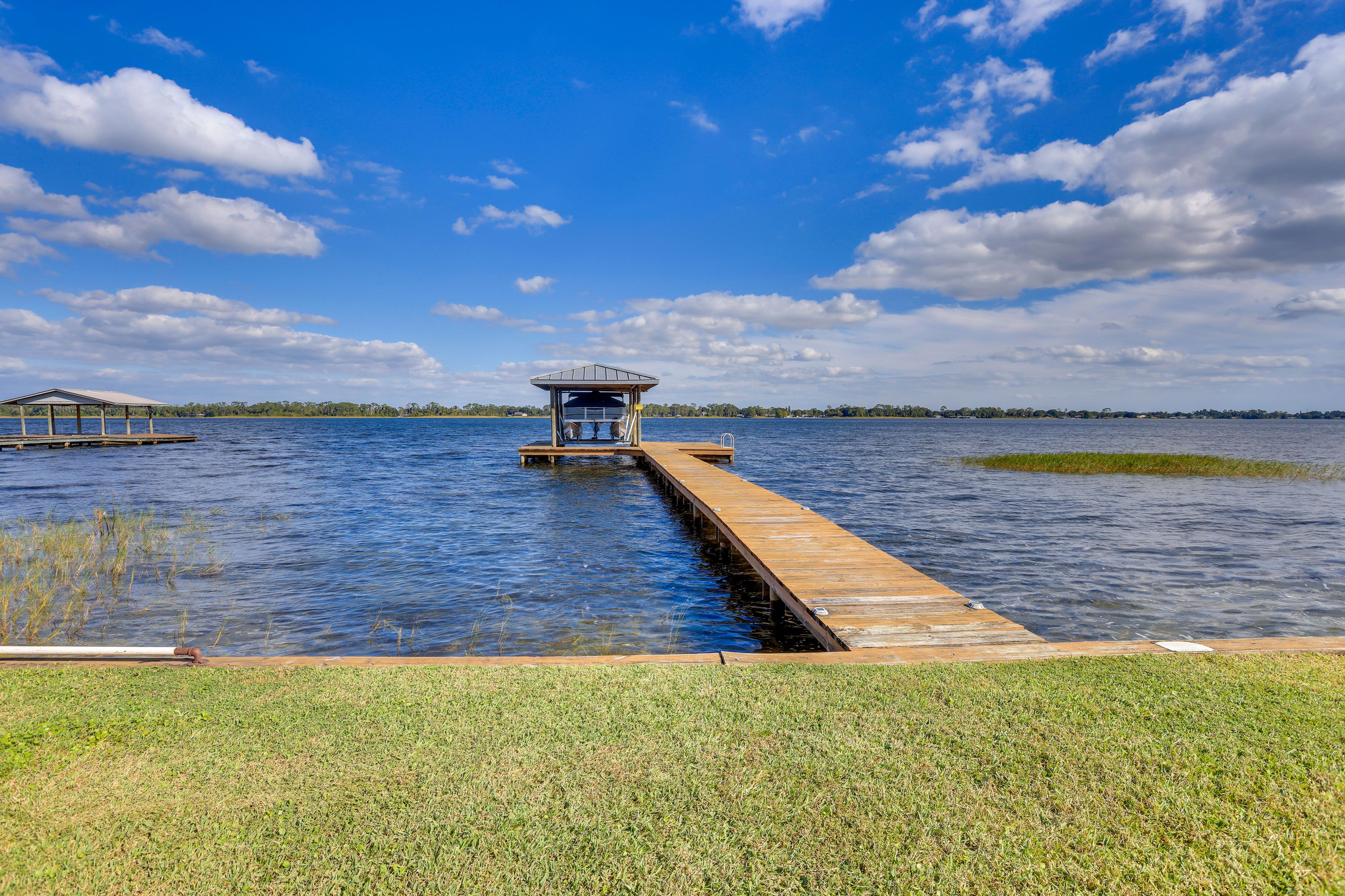 Dock | Boat Slip Not Available for Guest Use | Lake Huntley Access